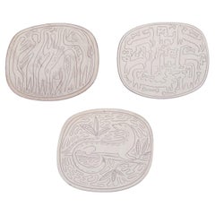 Gunnar Nylund pour Nymølle, Danemark. Trois bols uniques en terre cuite.