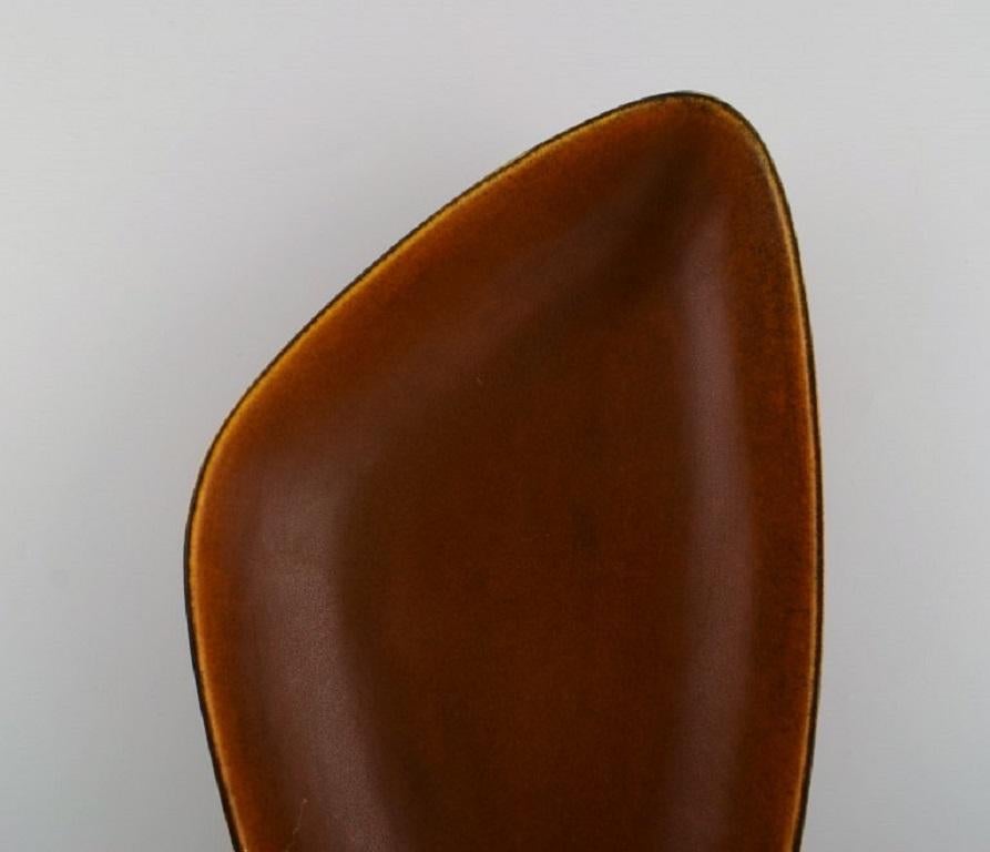 Gunnar Nylund for Nymølle, Dish / Bowl in Glazed Ceramics In Excellent Condition For Sale In Copenhagen, DK