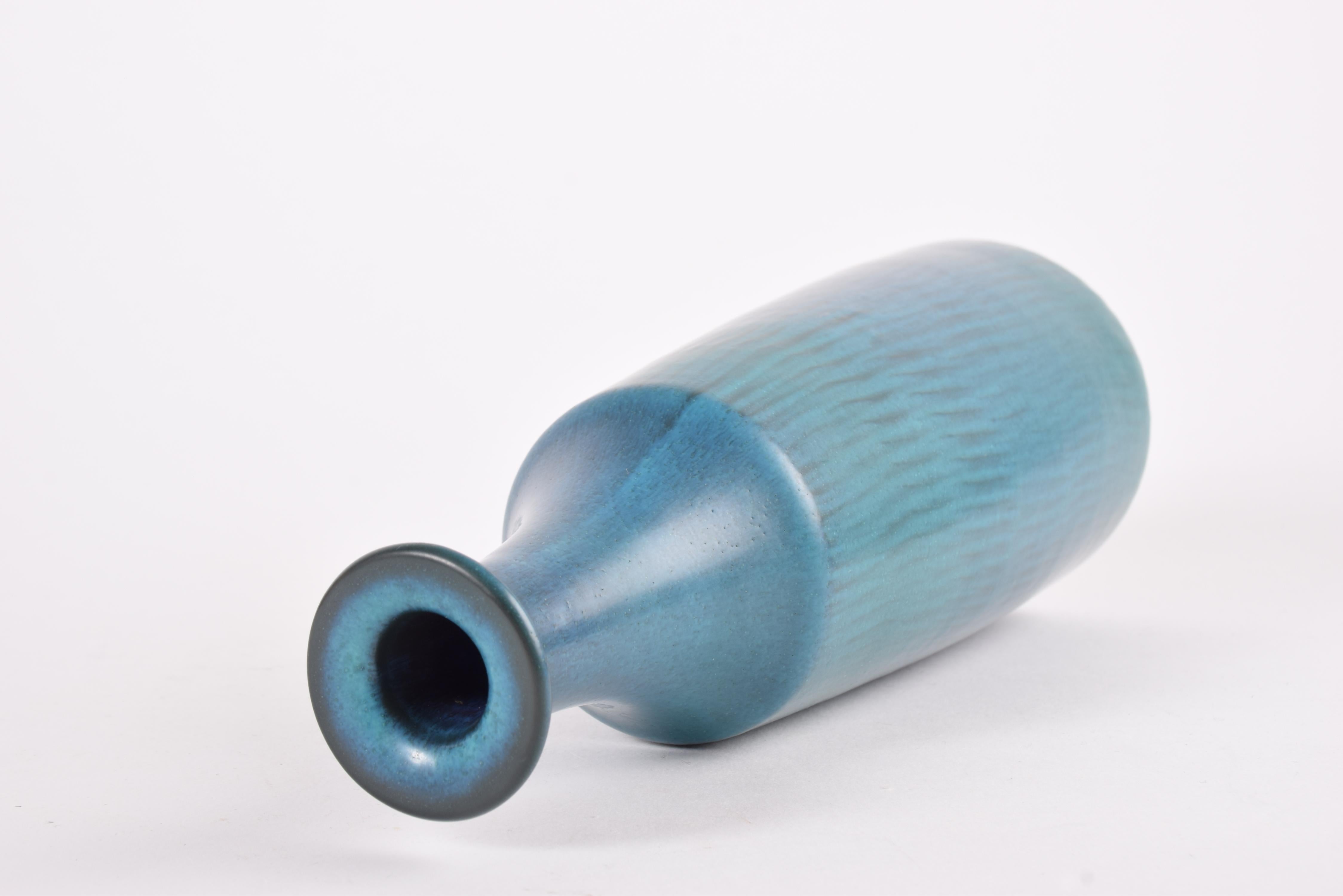 Gunnar Nylund for Nymølle Tall Vase Turquoise Blue, Scandinavian Modern 1960s In Good Condition For Sale In Aarhus C, DK