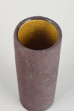 Gunnar Nylund pour Nymölle. Vase en grès chamotté, avec un émail marron et jaune.