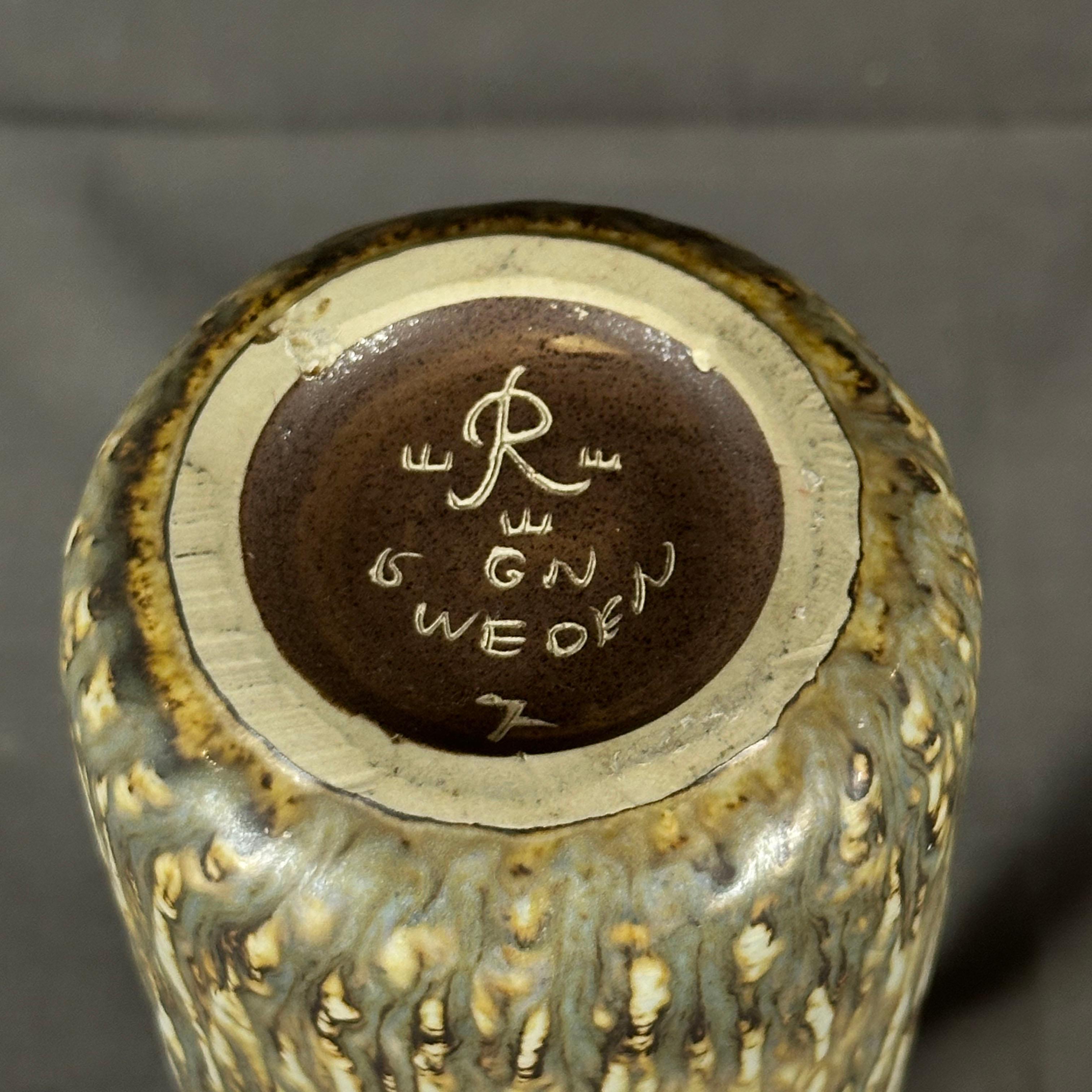 Gunnar Nylund for Rörstrand 1965's Model 7 Flower Vase from Rubus Collection For Sale 1