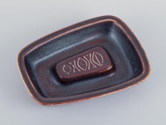 Gunnar Nylund for Rörstrand. Ceramic bowl with glaze in brown tones.