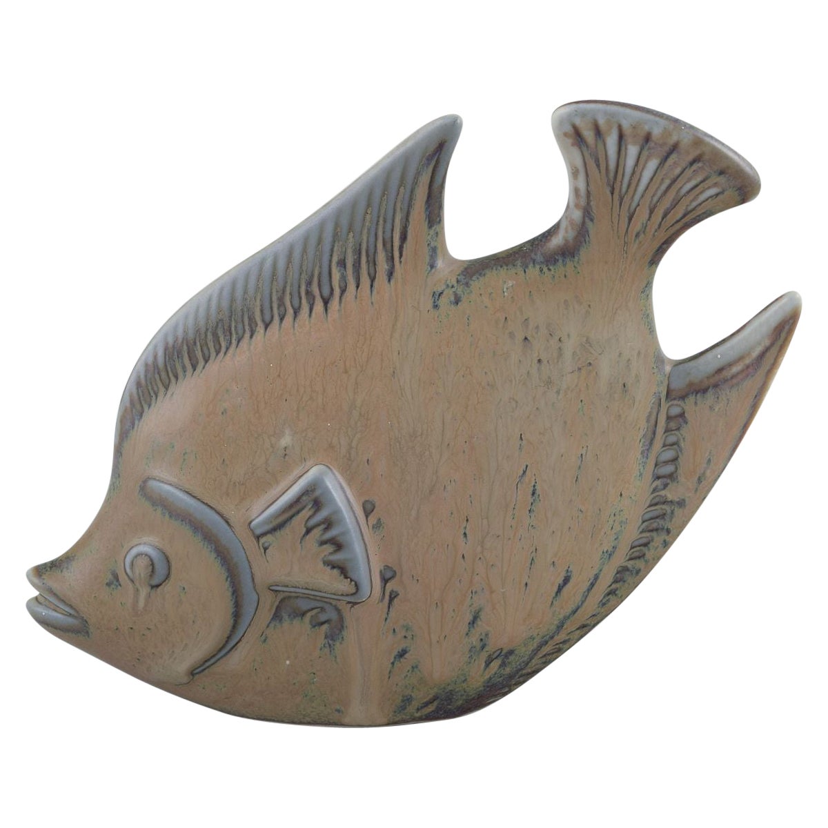 Gunnar Nylund para Rörstrand. Figura de cerámica de un pez. Mediados del siglo XX