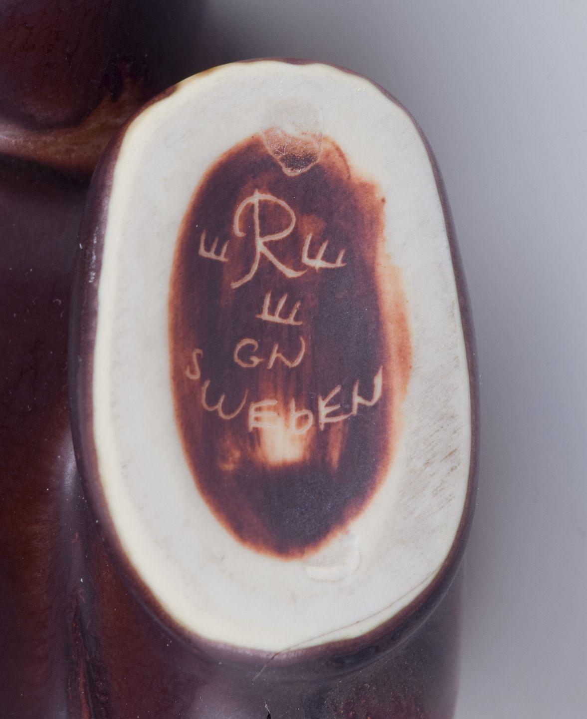 Gunnar Nylund para Rörstrand. Figurita de cerámica de un osezno. siglo XX en venta