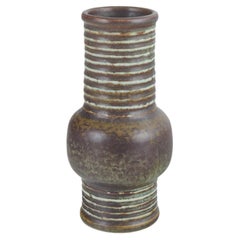 Gunnar Nylund for Rörstrand. Ceramic vase from the Igloo series, 1960s.