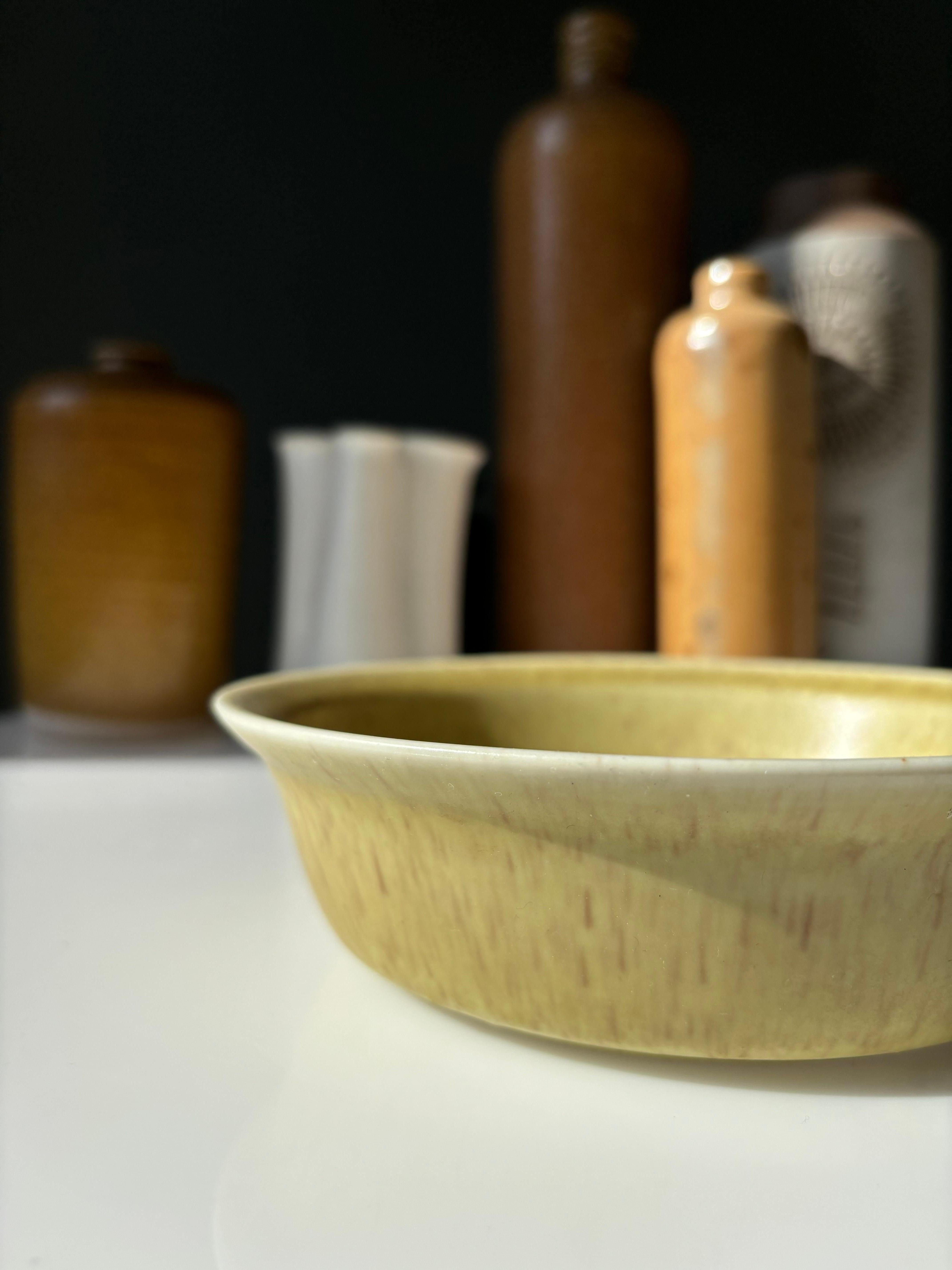 Glazed Gunnar Nylund for Rörstrand Dusty Yellow Ceramic Bowl, 1960s For Sale