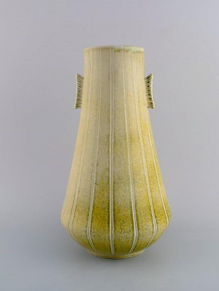 Gunnar Nylund for Rörstrand. Large rare unique Air Force vase in glazed stoneware. 
Swedish design, mid 20th century.
Measures: 33.5 x 19.5 cm.
In excellent condition.
Stamped.
2nd factory quality.