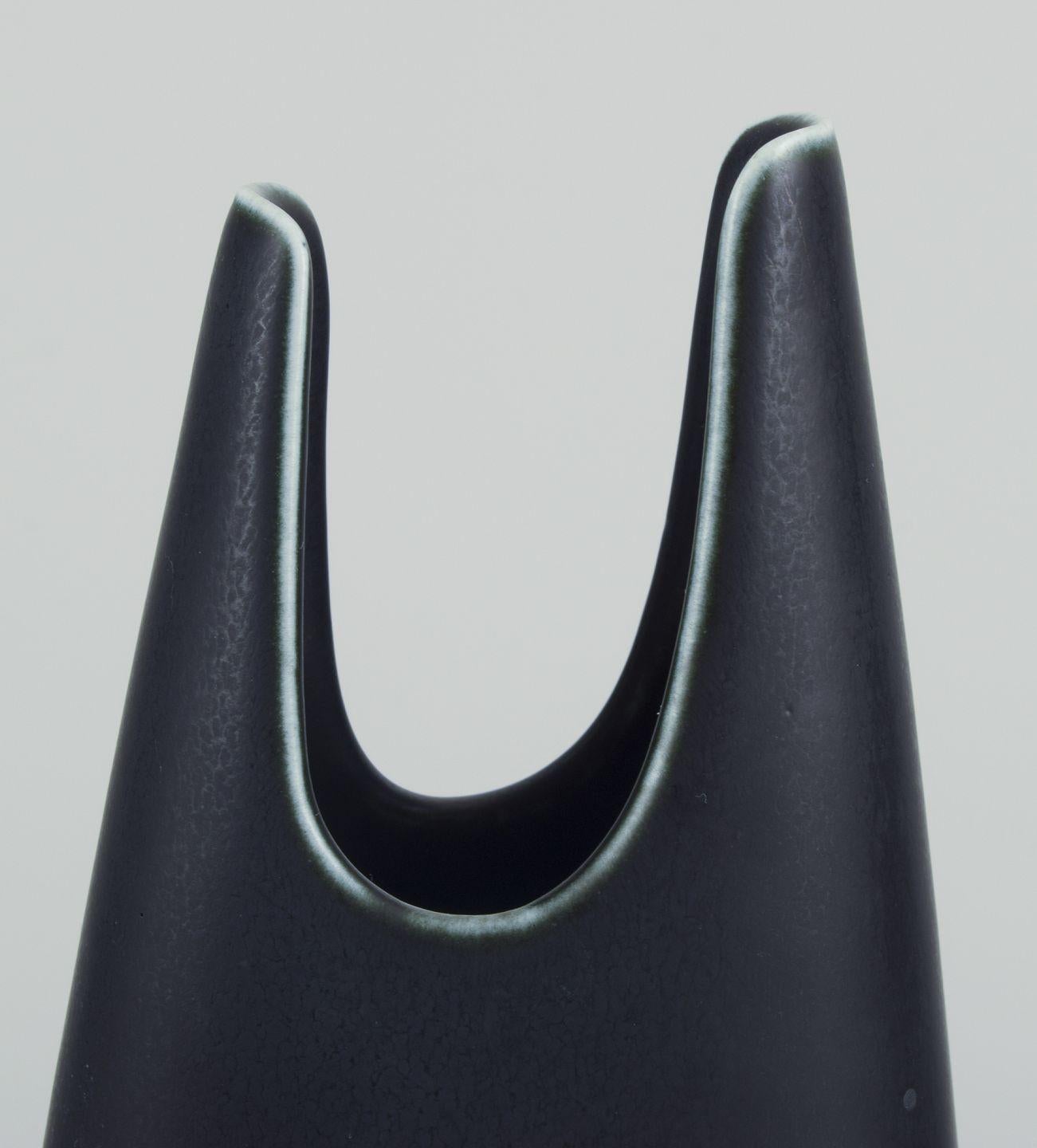 Smaltato Gunnar Nylund per Rörstrand. Raro vaso in ceramica 