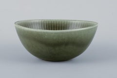 Gunnar Nylund for Rörstrand. "Ritzi" ceramic bowl in green glaze. 1960s.