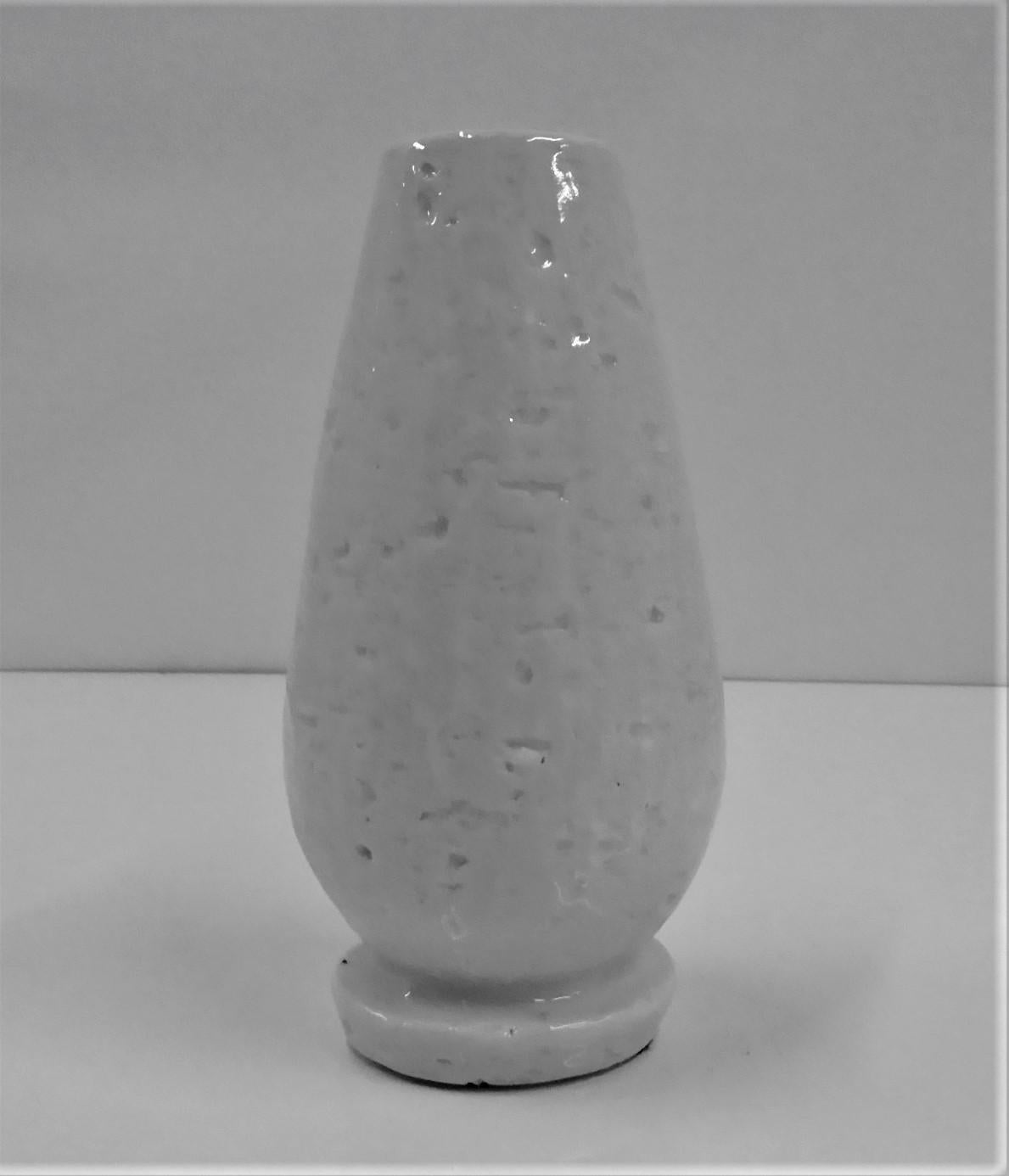 Swedish Gunnar Nylund for Rörstrand Scandinavian Modern White Chamotte Vase, Sweden 1940 For Sale