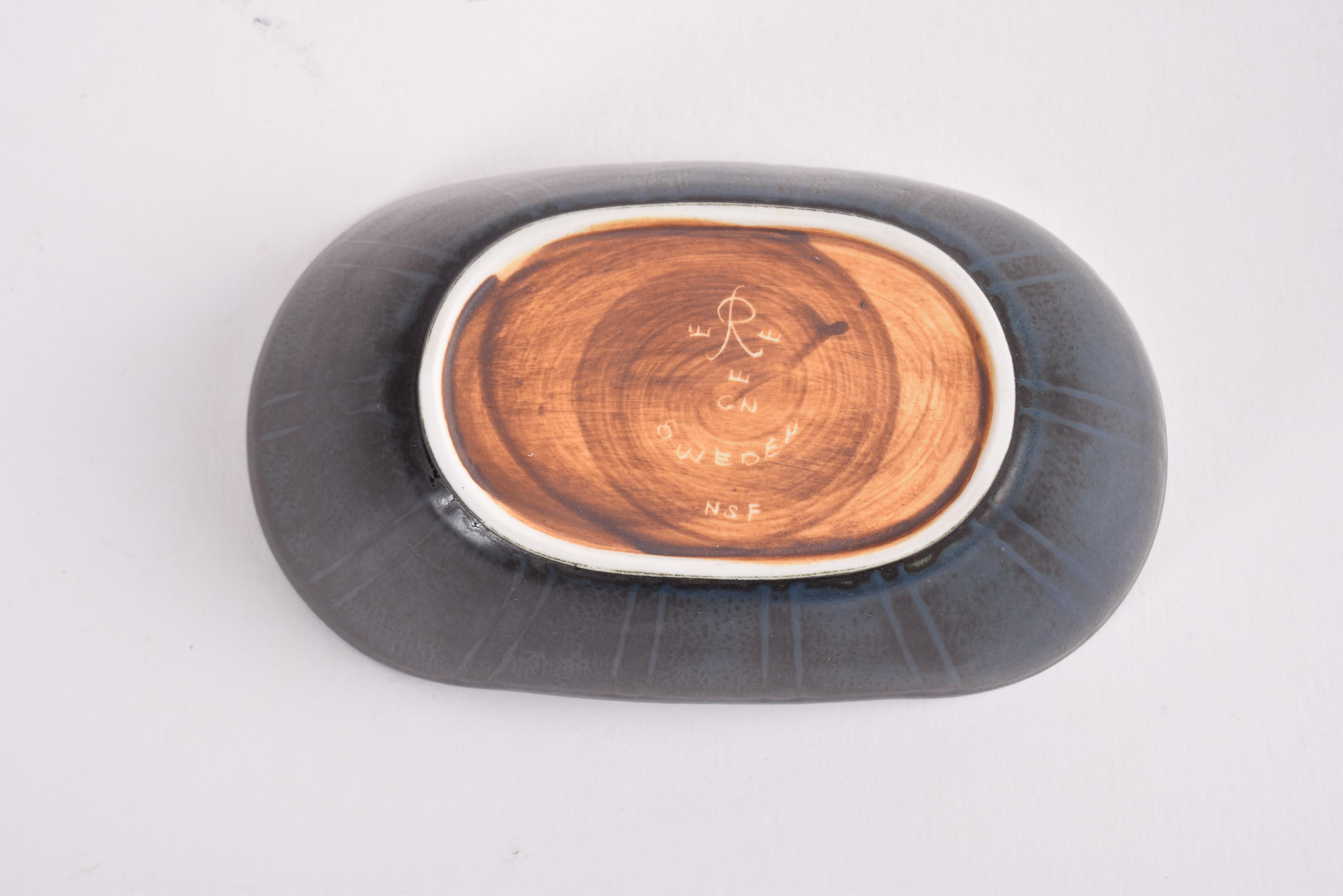 Gunnar Nylund for Rörstrand Small Oblong Bowl Black Scandinavian, 1950s For Sale 3