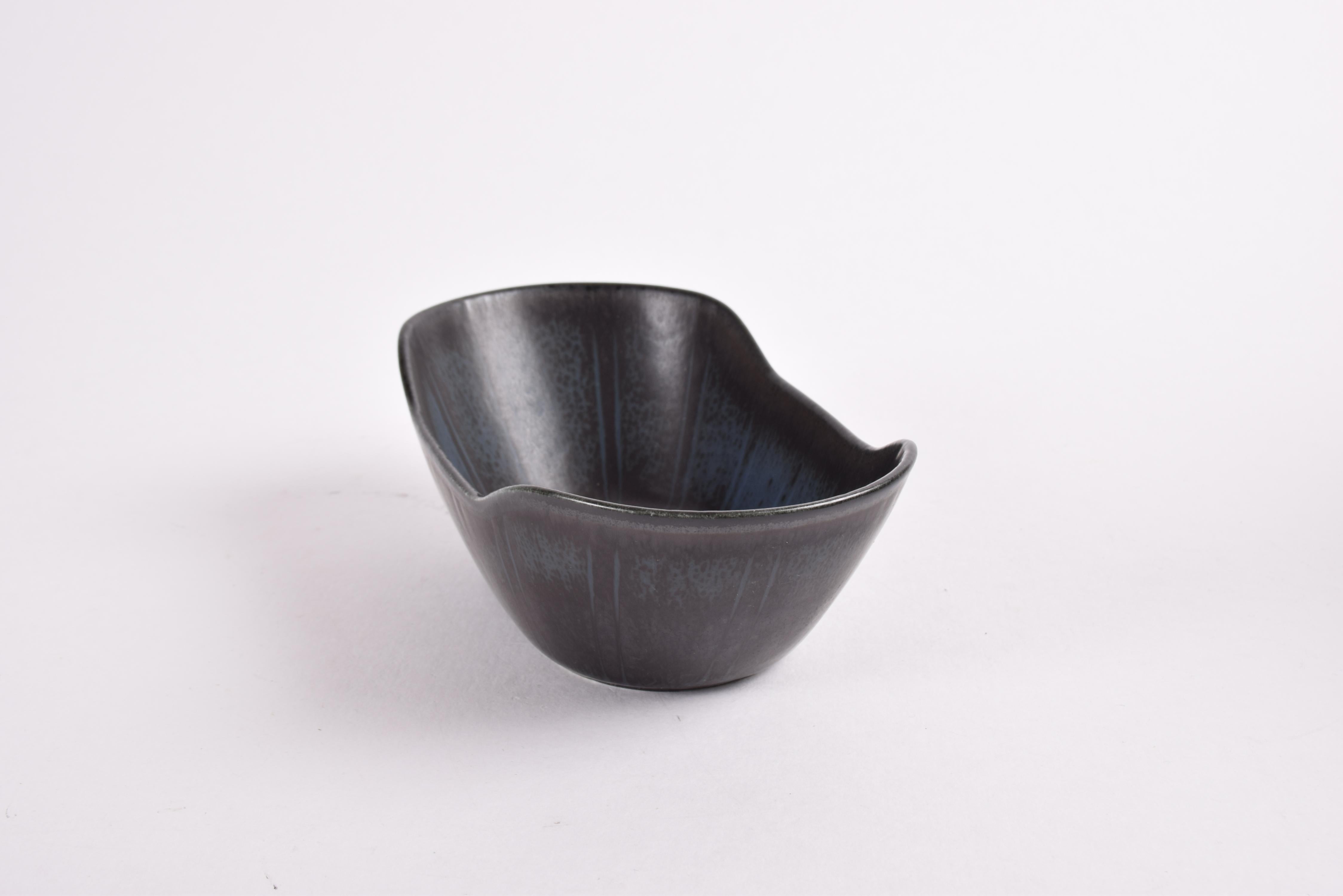 Glazed Gunnar Nylund for Rörstrand Small Oblong Bowl Black Scandinavian, 1950s For Sale