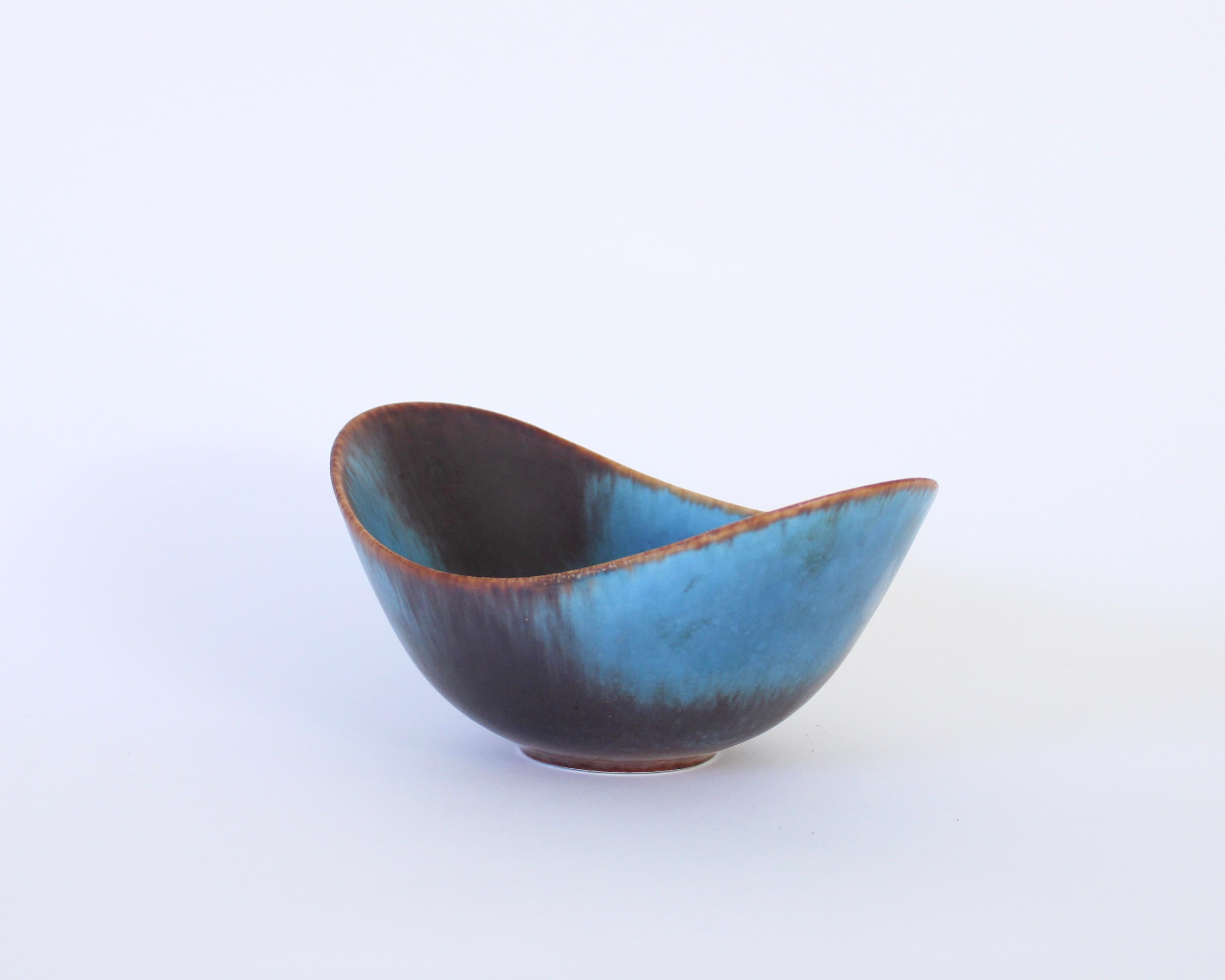 Ceramic Gunnar Nylund for Rörstrand Swedish Blue Dish or Bowl ARO, circa 1950