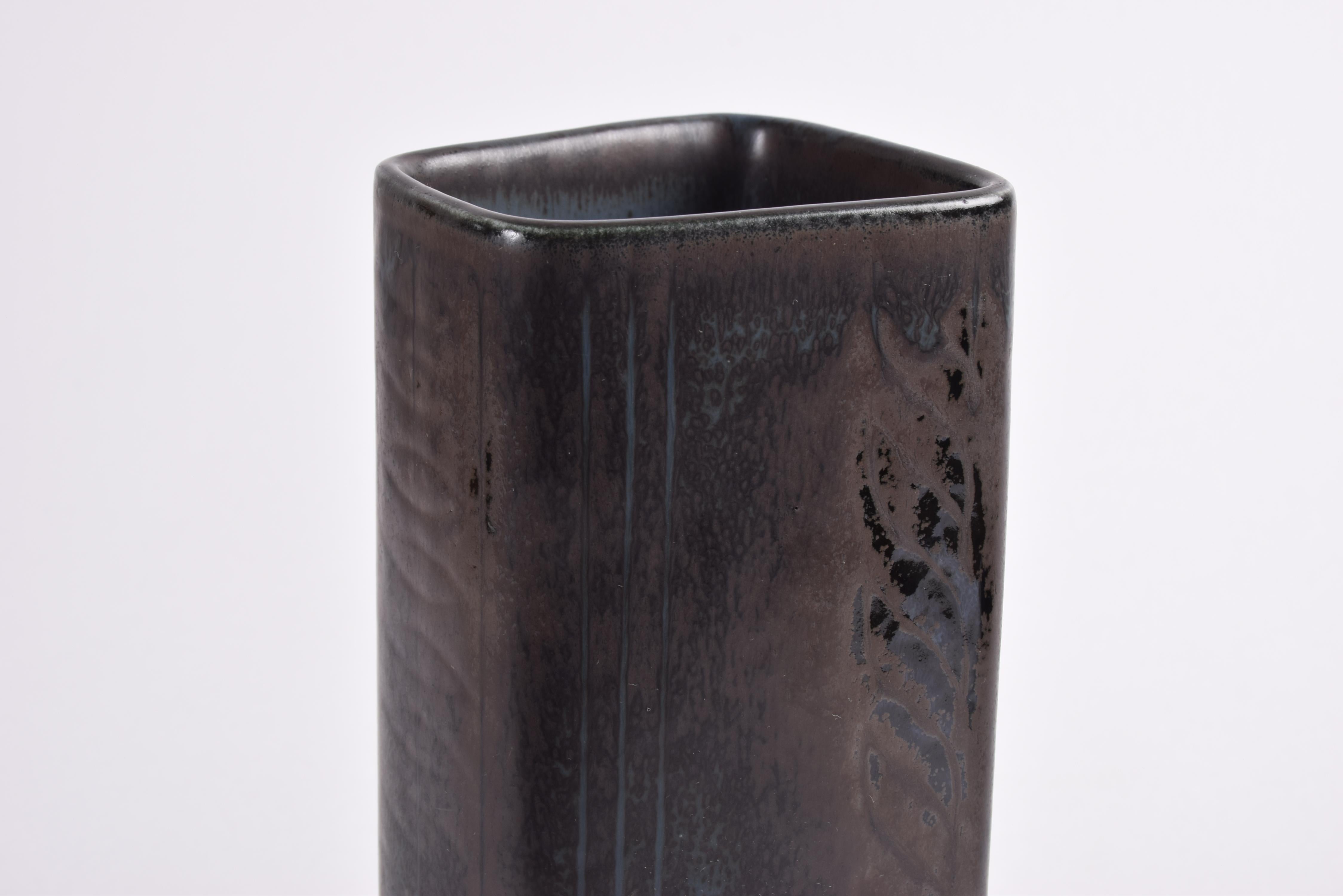 Céramique Gunnar Nylund for Rörstrand Grand vase rectangulaire noir et bleu, Scandinavie, années 1950 en vente