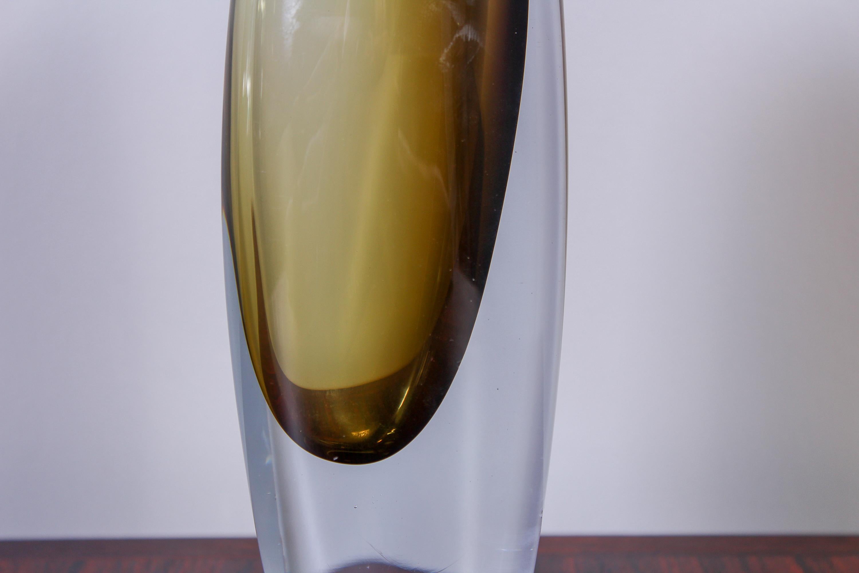 Gunnar Nylund Glass Vase by Strömbergshyttan, 1950s In Excellent Condition In Malmo, SE