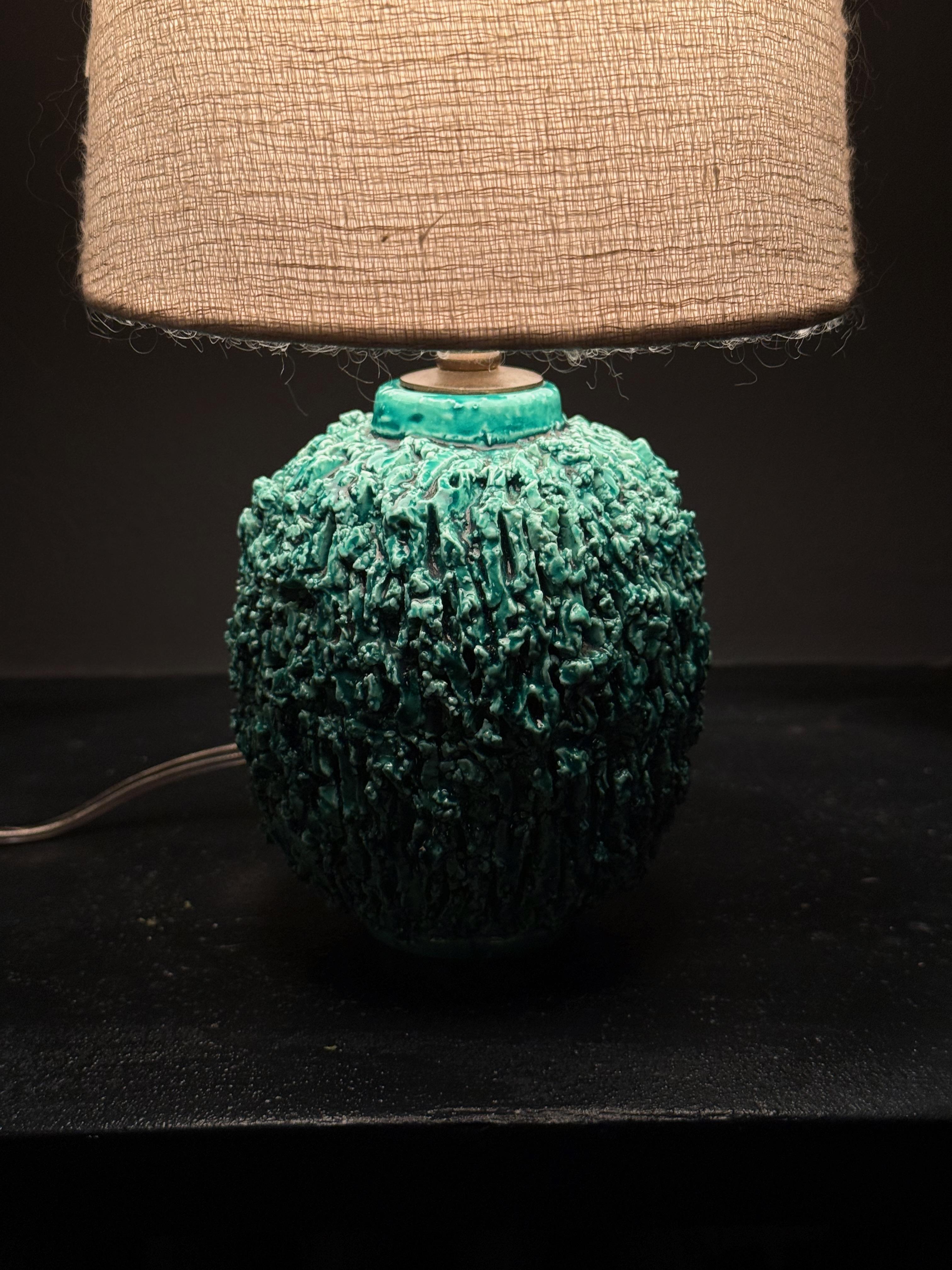 Gunnar Nylund Green Chamotte Stoneware Table Lamp. Rörstrand, 1950s. Bon état - En vente à Bromma, SE