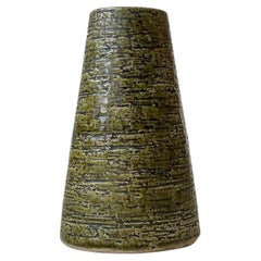 Grüne Chamotte-Vase aus Steingut von Gunnar Nylund, Schweden, 1960er Jahre