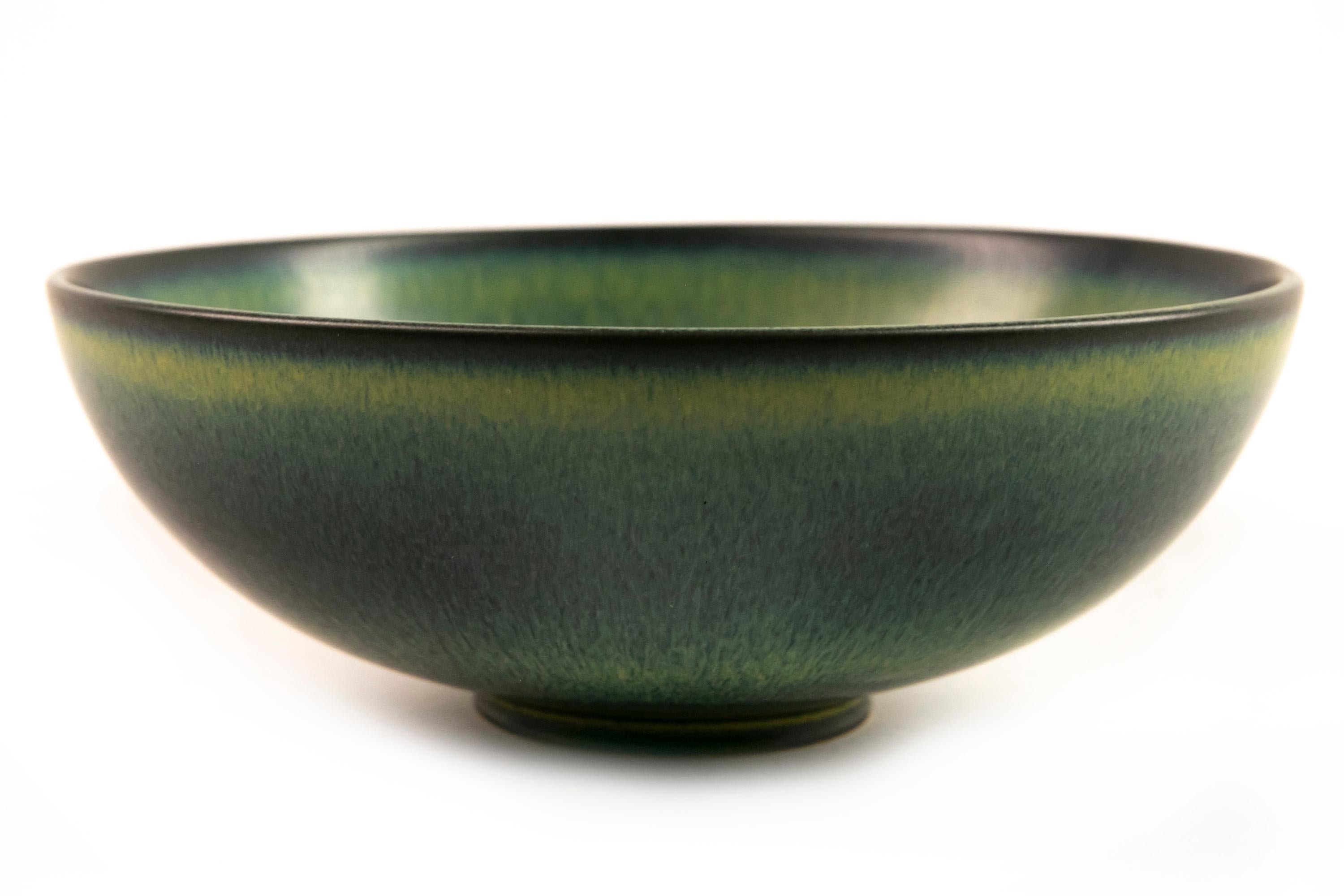Ceramic Gunnar Nylund Green Hares Fur Glazed Stoneware Bowl Signed Rörstrand Sweden 1960 For Sale