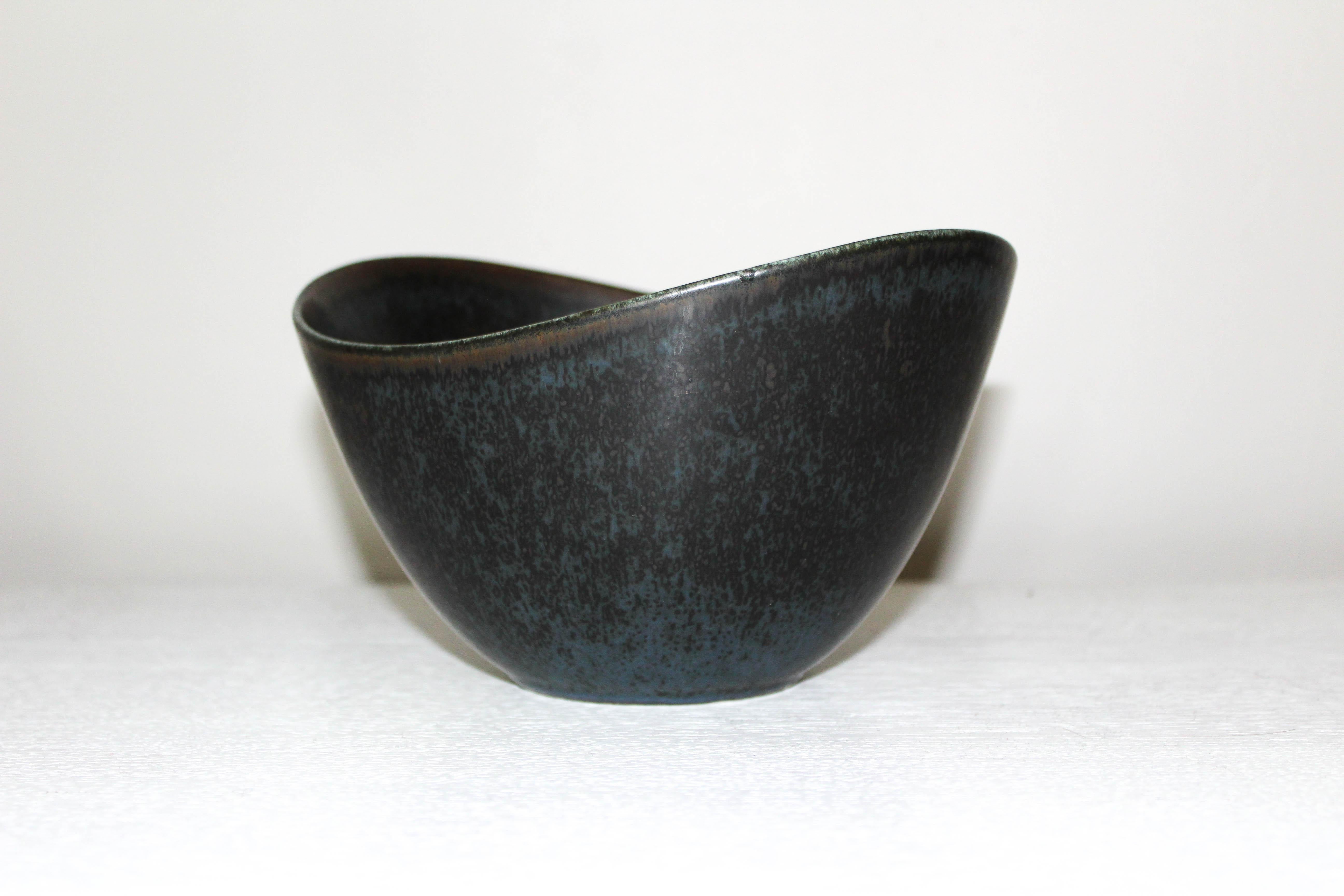 Swedish Gunnar Nylund Large Ceramic Bowl for Rörstrand For Sale