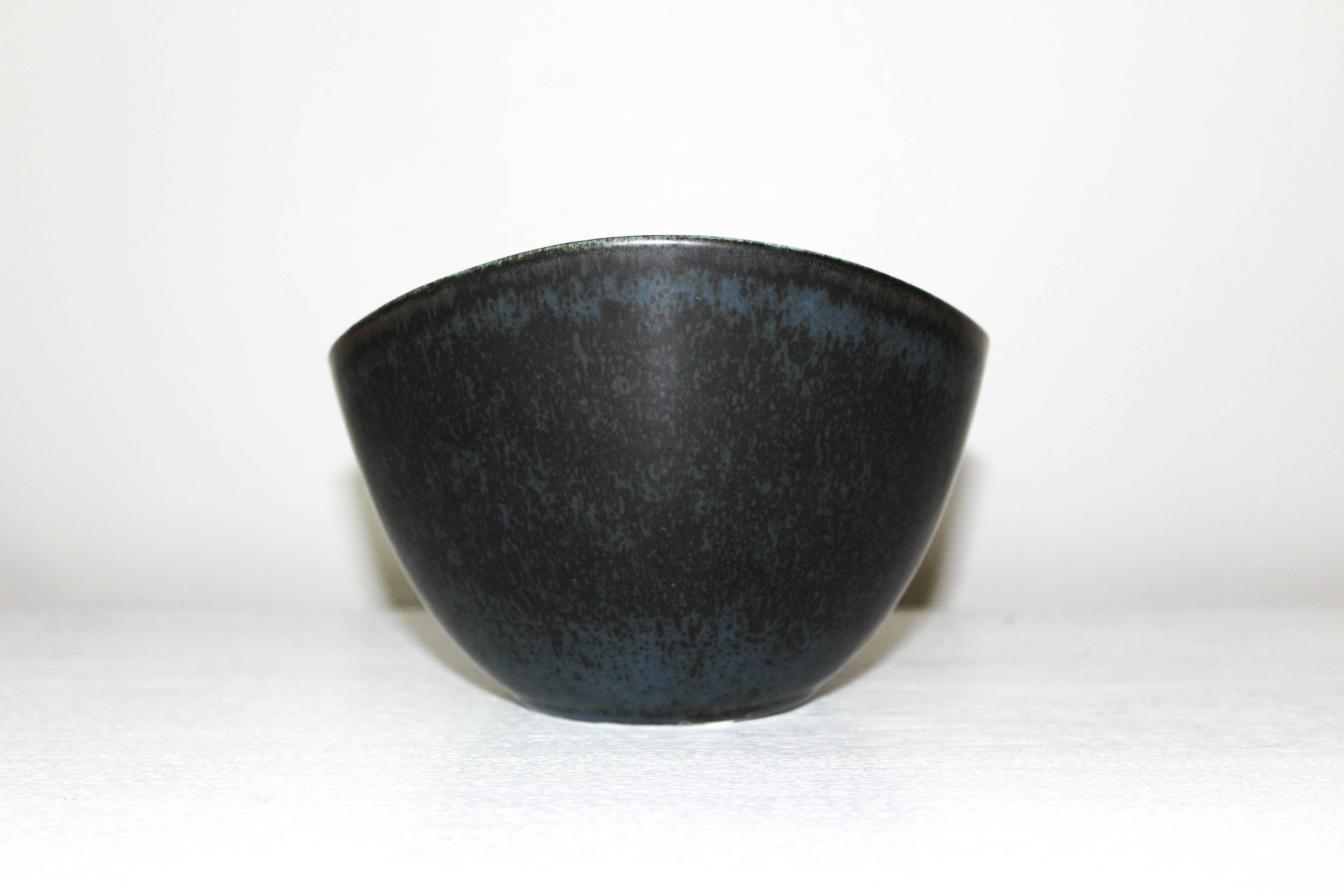 Mid-20th Century Gunnar Nylund Large Ceramic Bowl for Rörstrand For Sale