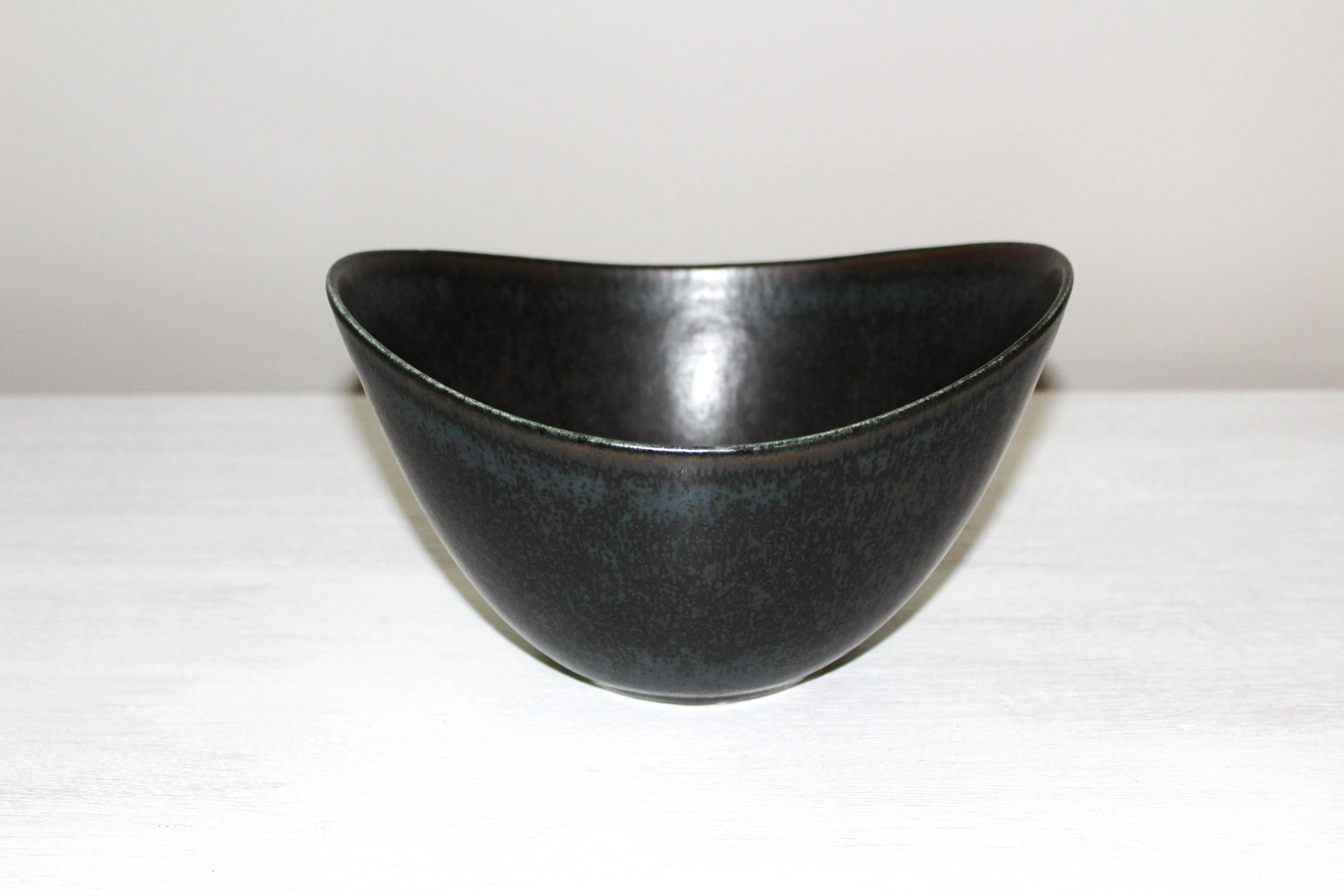 Gunnar Nylund Large Ceramic Bowl for Rörstrand For Sale 2