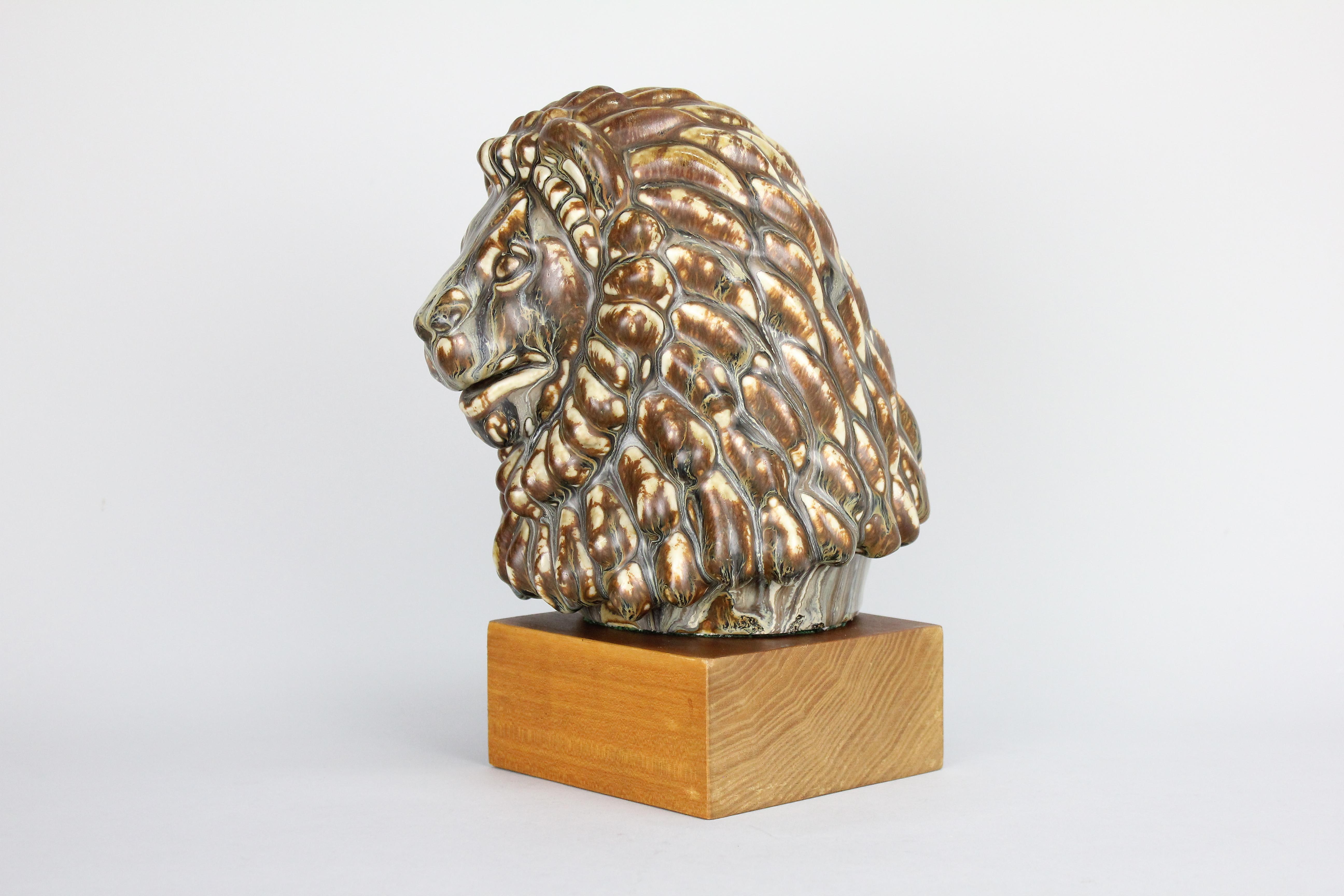 Scandinavian Modern Gunnar Nylund Lions Head in Ceramic, Rörstrand, Sweden, 1950s