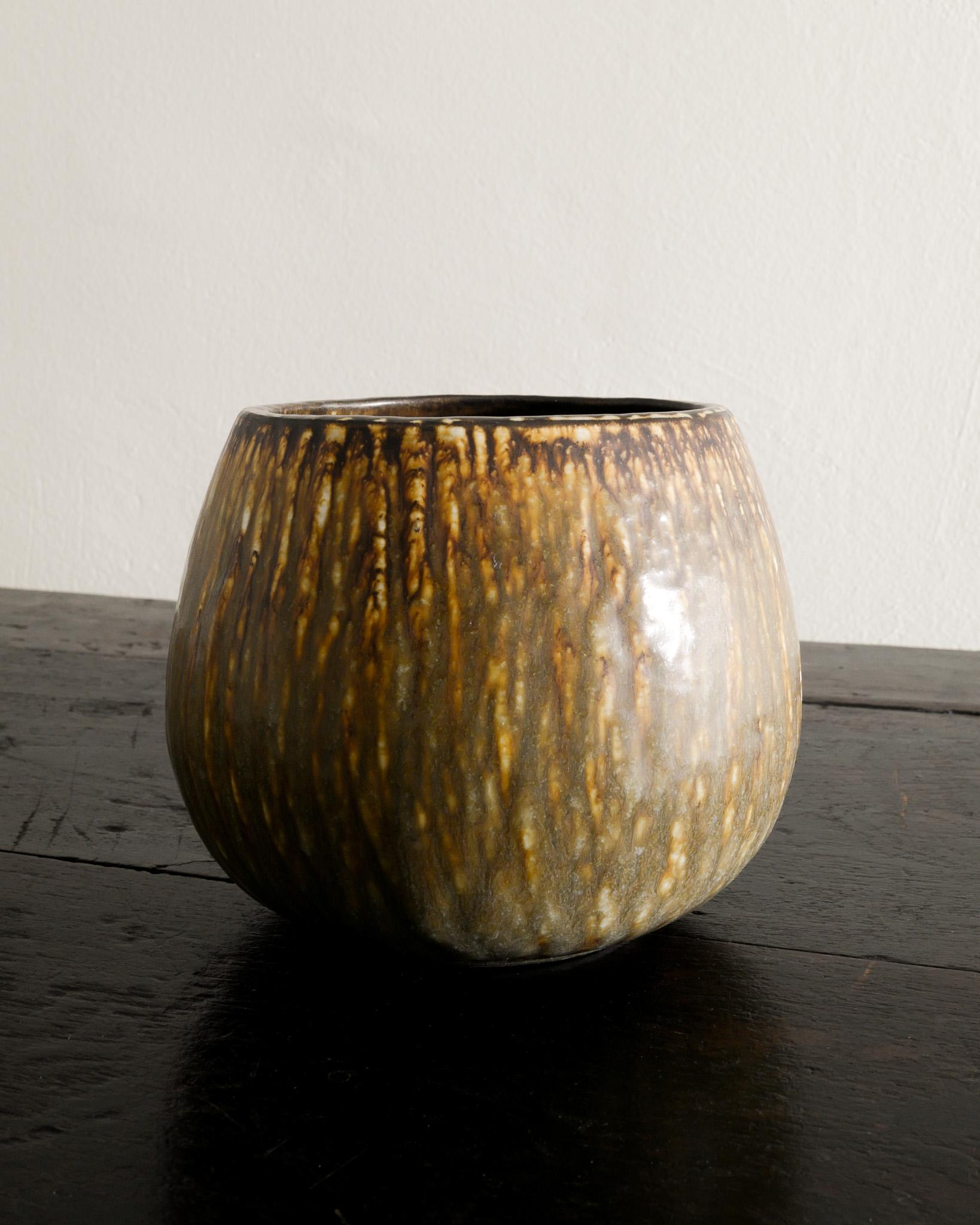 Swedish Gunnar Nylund Mid Century Ceramic Stoneware Bowls by Rörstrand Sweden, 1950s  For Sale