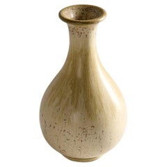 Gunnar Nylund, Offwhite Teardrop-shaped Glazed Vase, Sweden, 1960s
