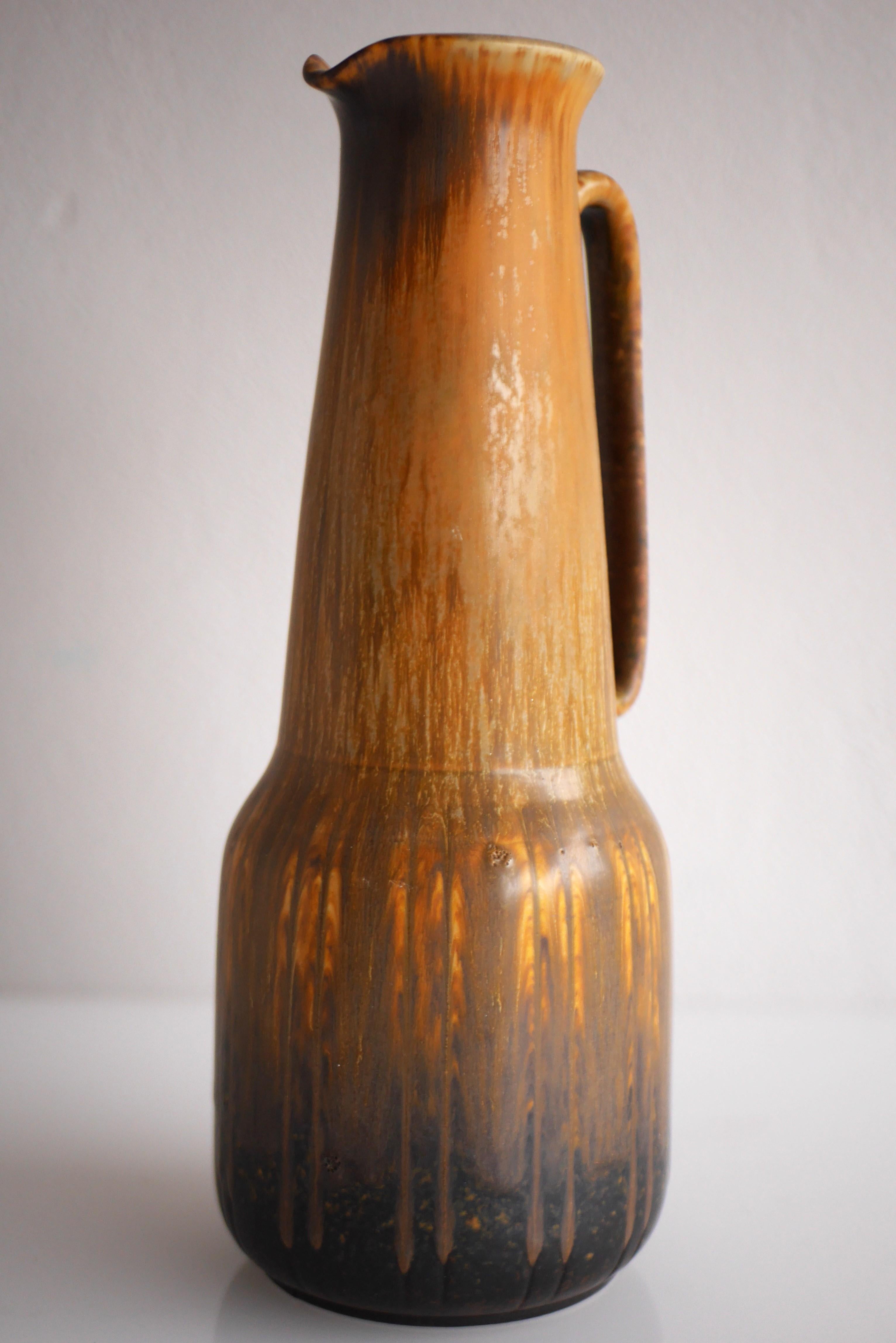 Vaso o brocca in ceramica Gunnar Nylund 