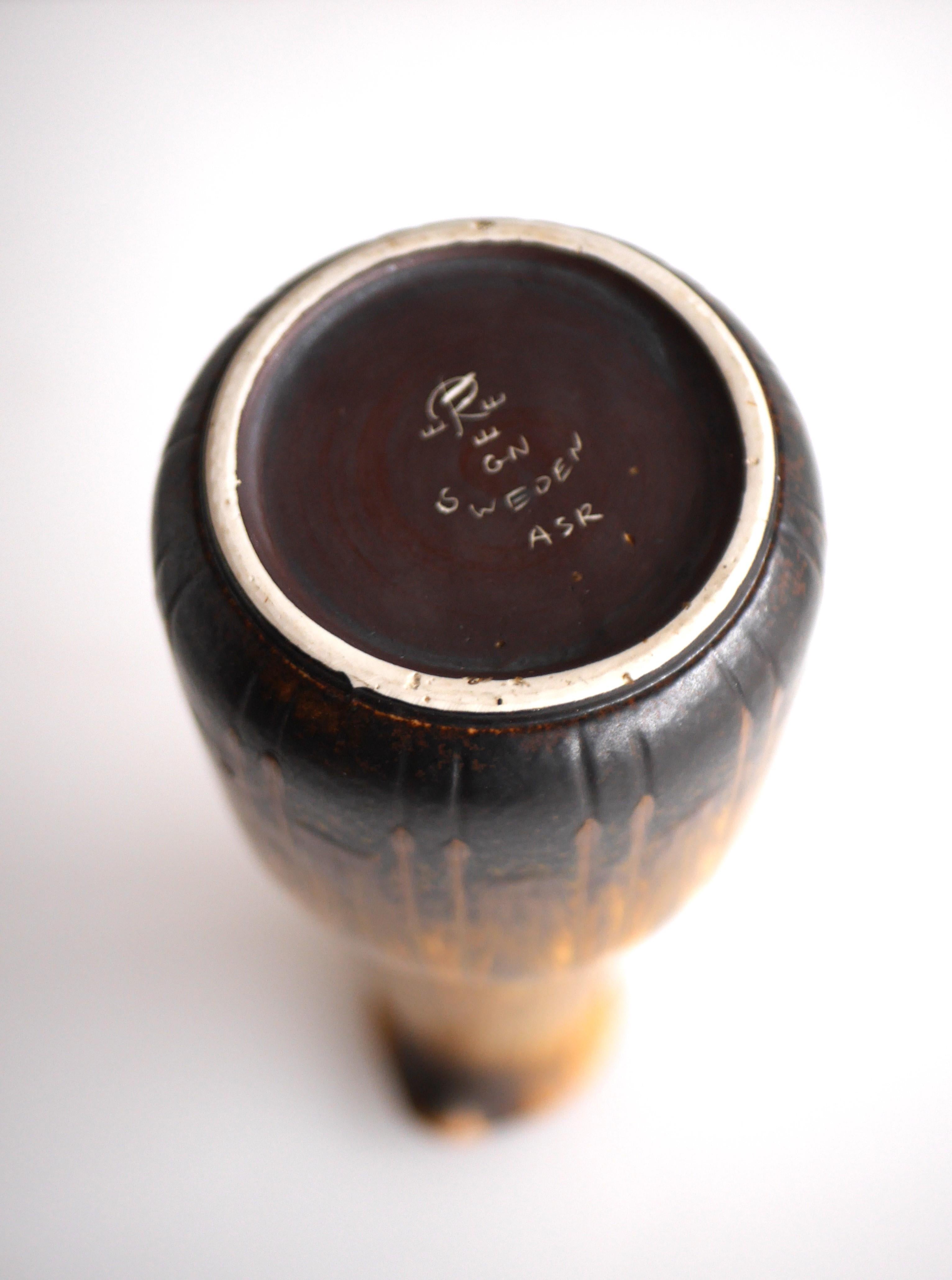 Vaso o brocca in ceramica Gunnar Nylund 