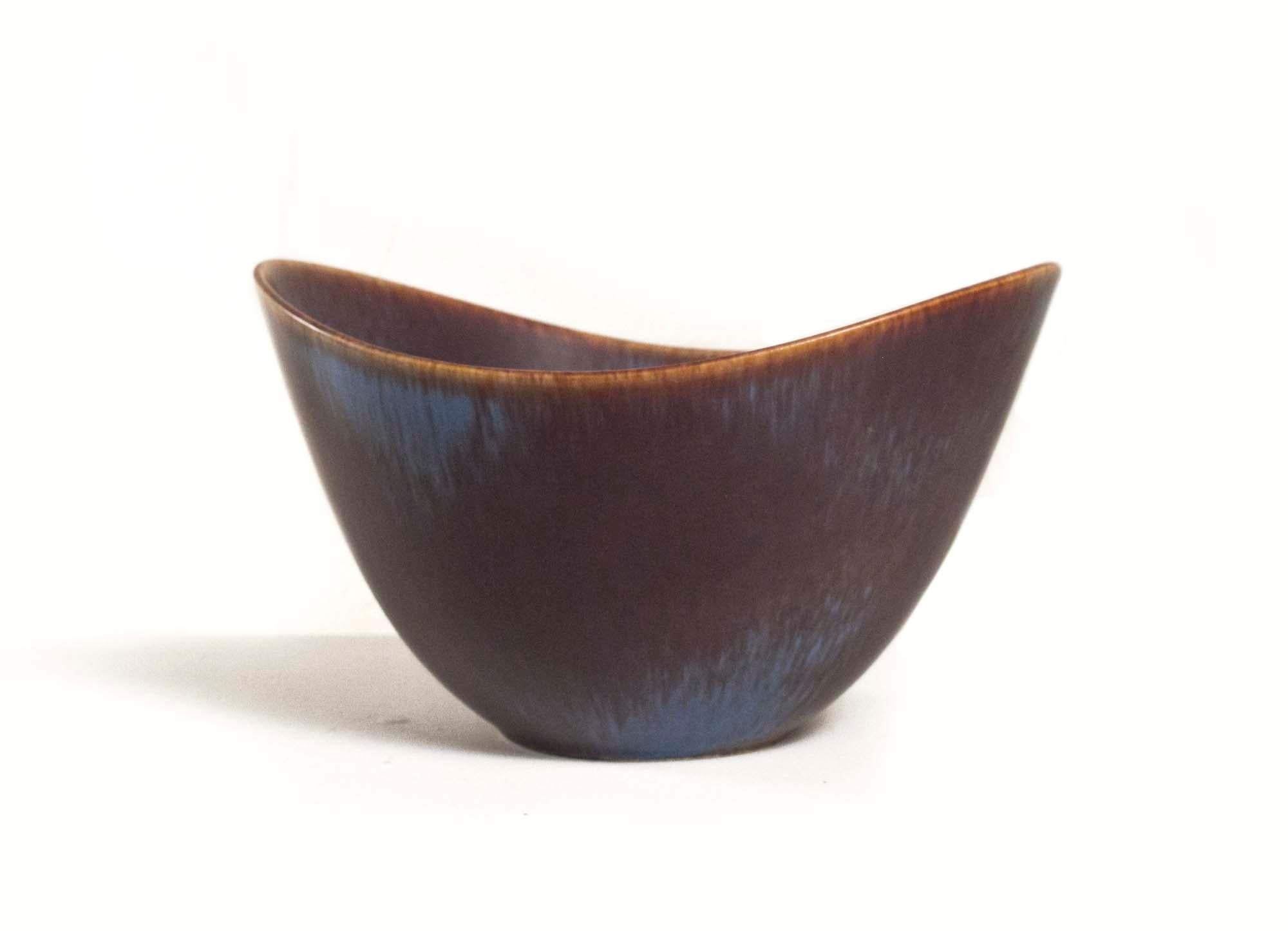 Mid-Century Modern Gunnar Nylund Rörstrand Large Axk Bowl Blue & Ochre Hares Fur Glaze Sweden, 1950