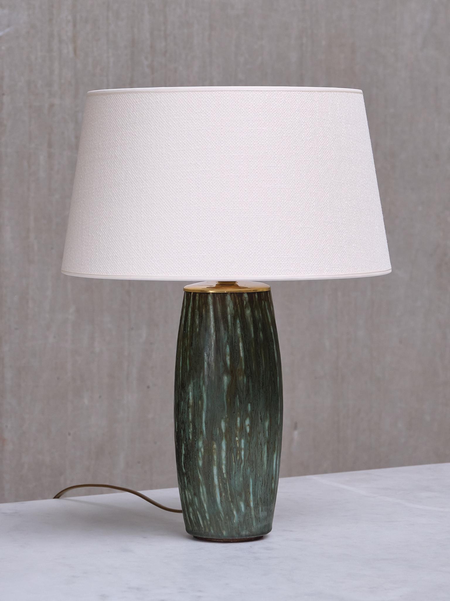 Gunnar Nylund 'Rubus' Tischlampe aus grüner Keramik Rörstrand, Schweden, 1965 im Zustand „Gut“ im Angebot in The Hague, NL
