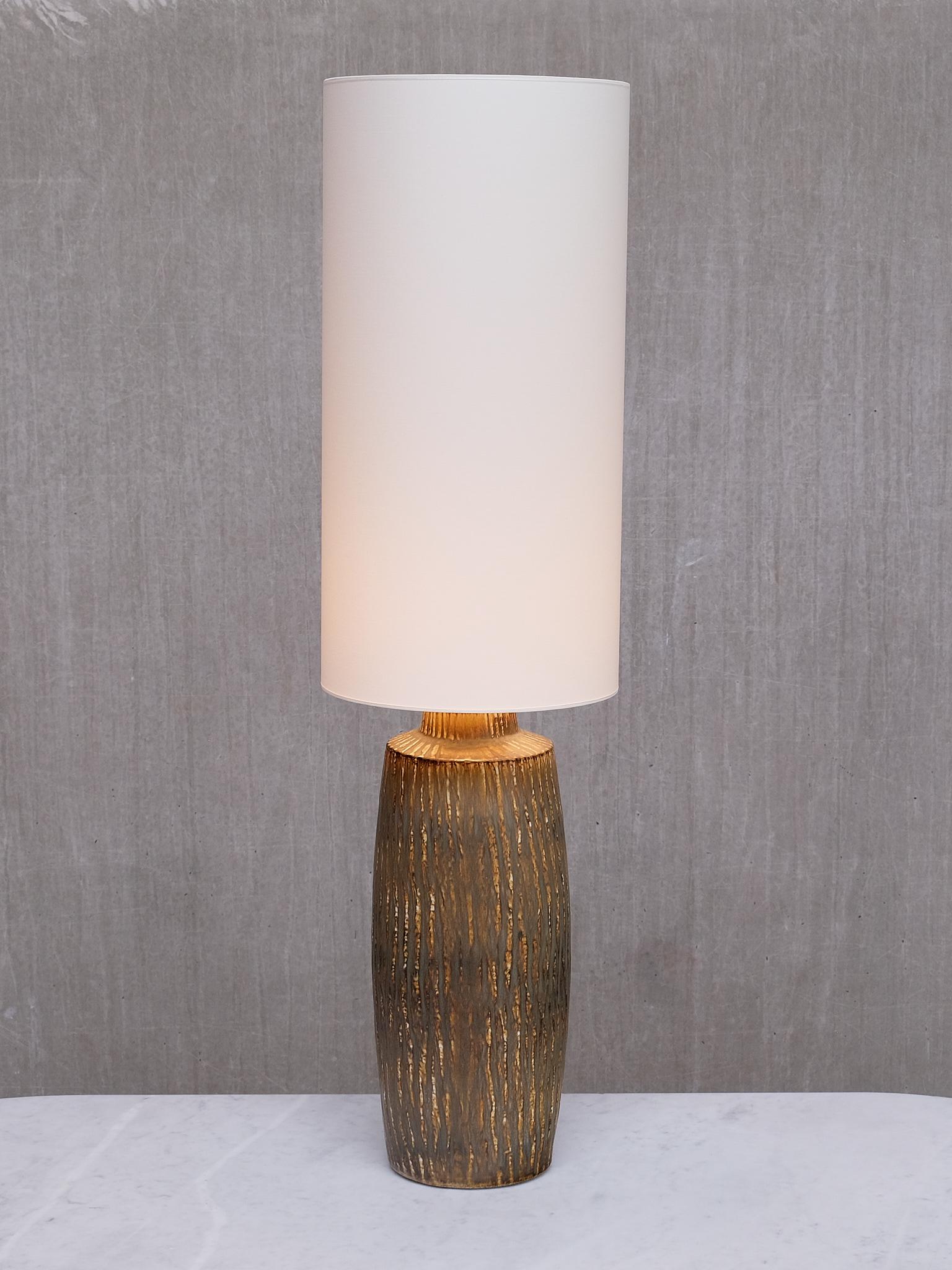 Gunnar Nylund 'Rubus' Stoneware Floor/ Large Table Lamp Rörstrand, Sweden, 1960s In Good Condition For Sale In The Hague, NL