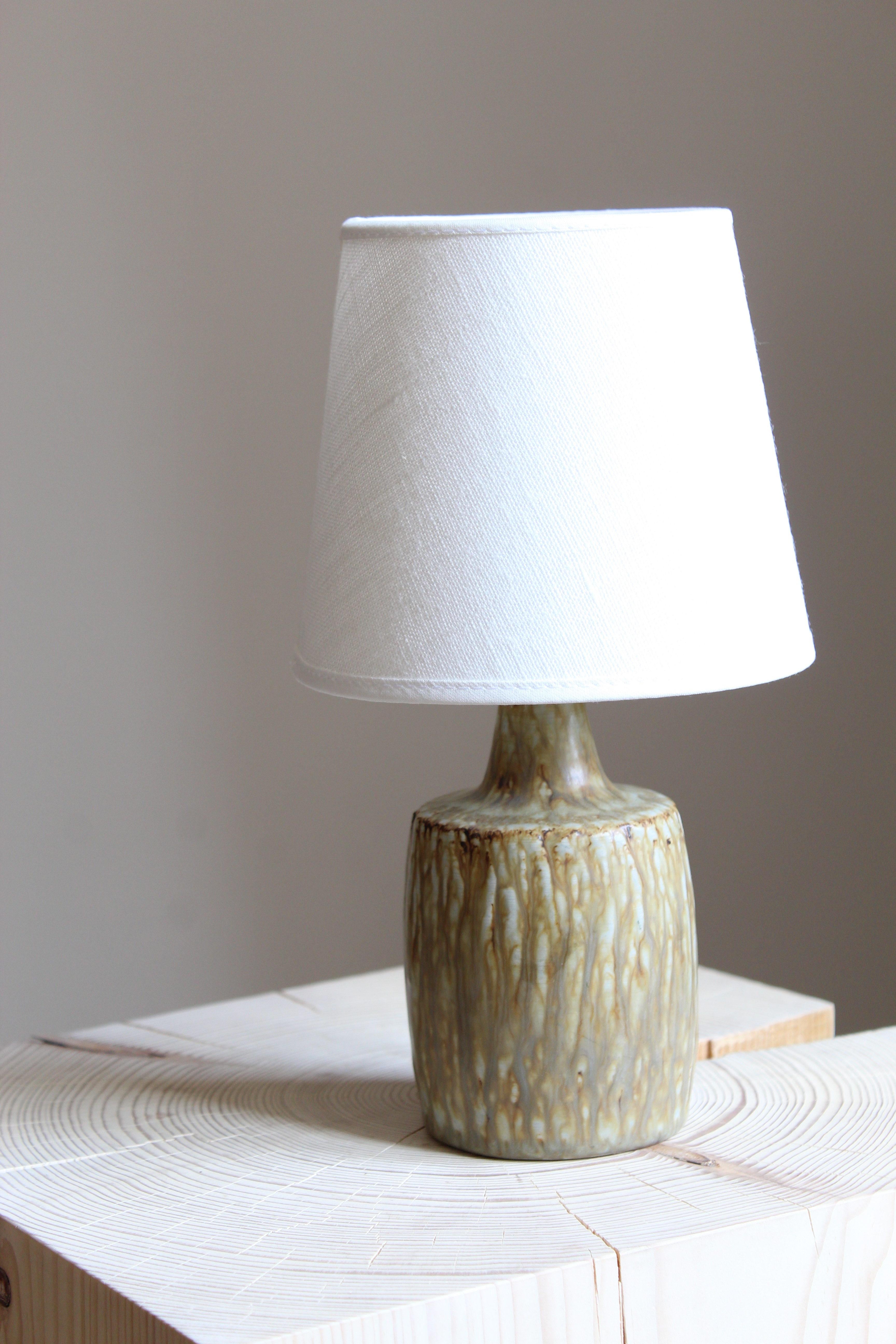 Mid-Century Modern Gunnar Nylund, Small Table Lamp, Glazed Stoneware, Linen Rörstand, Sweden, 1950s