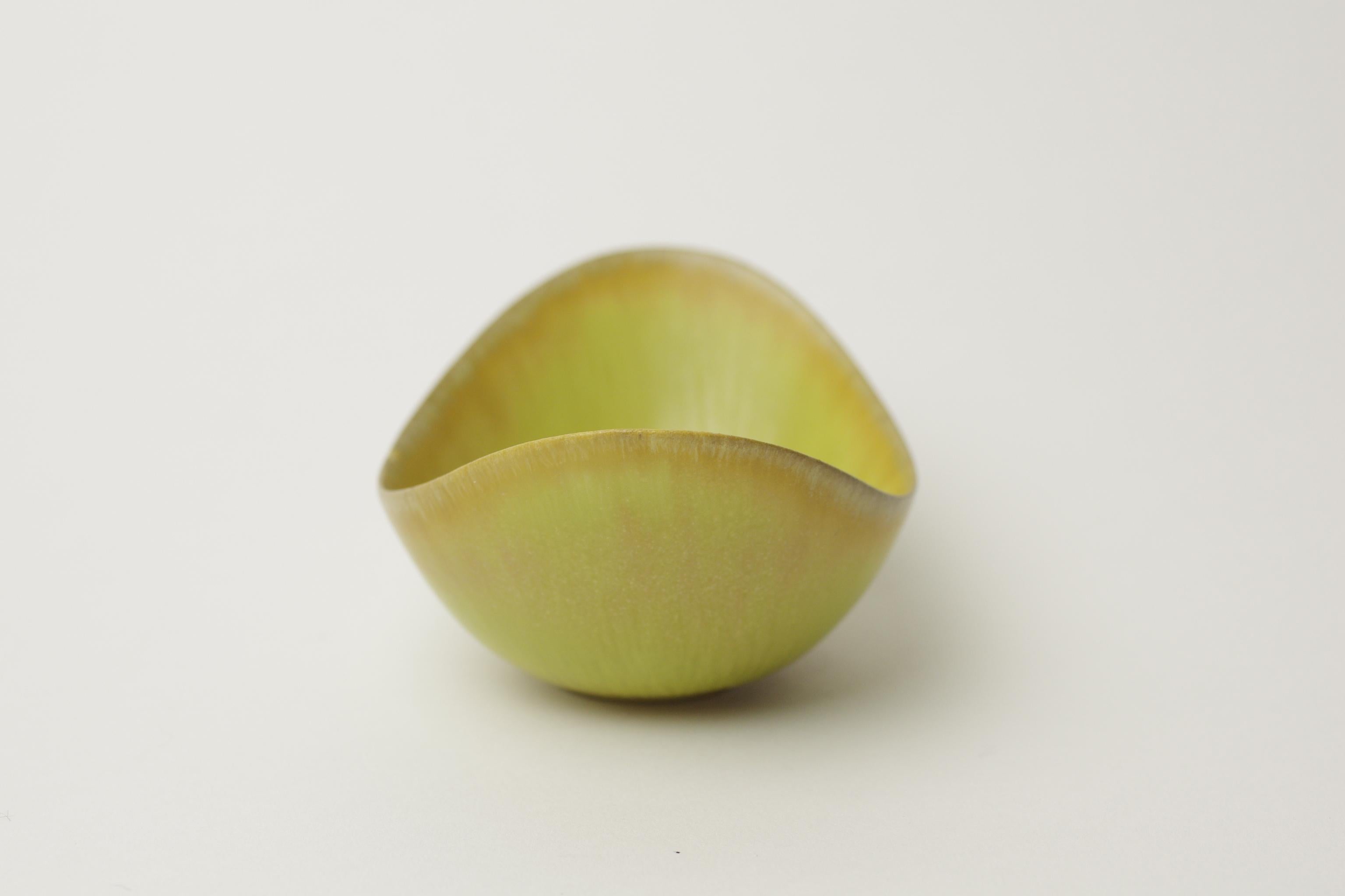 Gunnar Nylund - Small yellow bowl In Good Condition For Sale In MAASTRICHT, LI