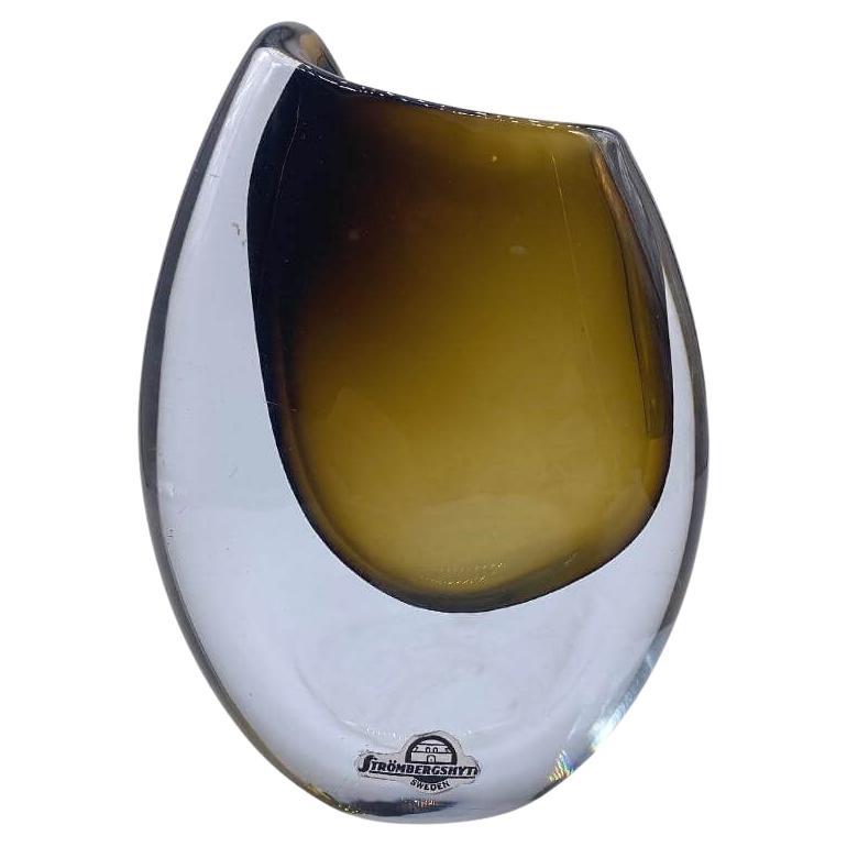 Gunnar Nylund Swedish Midcentury Glass Vase B772, Strömbergshyttan For Sale