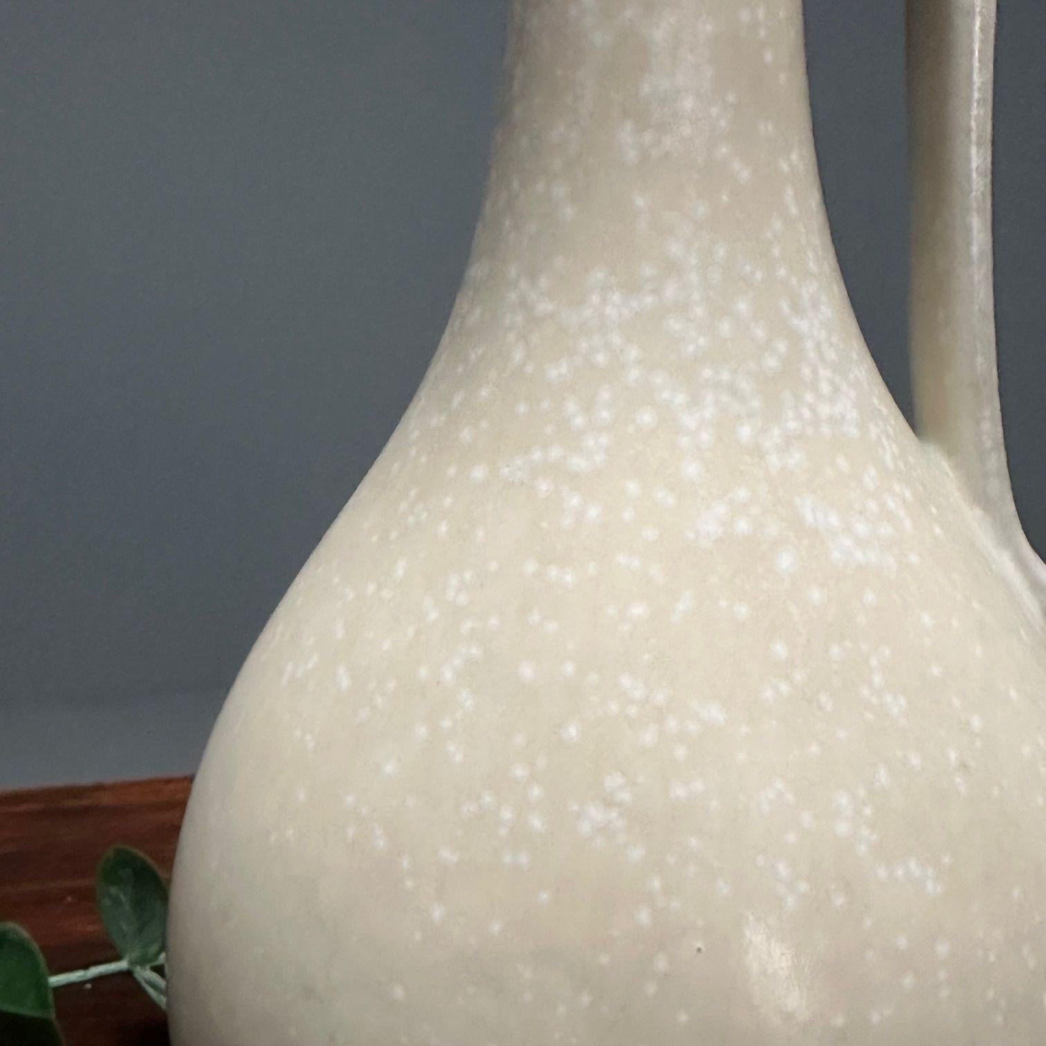 Gunnar Nylund, Swedish Mid-Century Modern, Ceramic Vase, Eggshell Glaze, 1940s For Sale 3