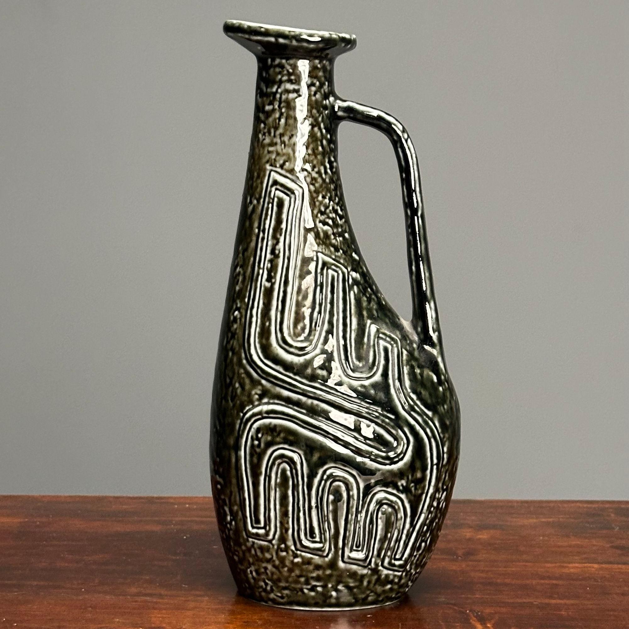Gunnar Nylund, Swedish Mid-Century Modern, Green Vase, Glazed Stoneware, 1960s For Sale 3