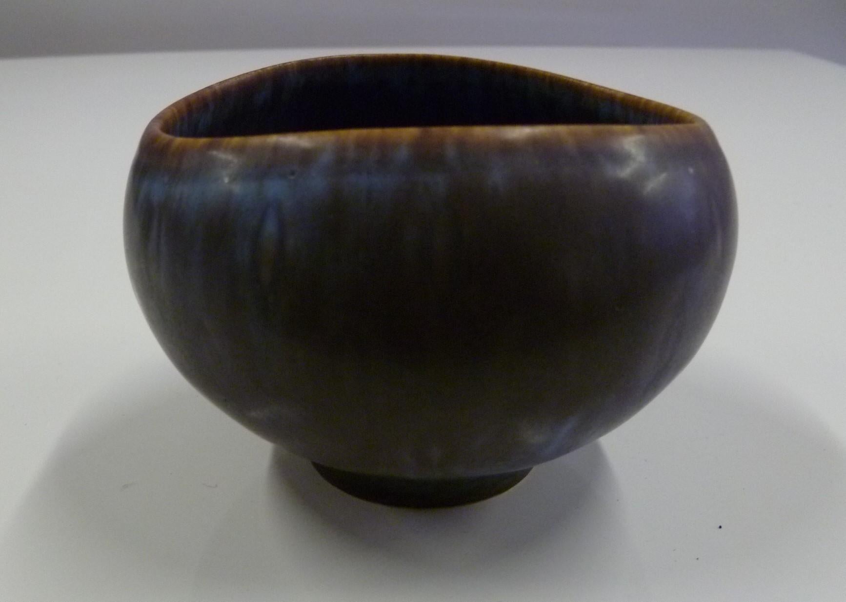 Hand-Crafted Gunnar Nylund Swedish Modern Bowl for Rorstrand, Sweden, 1950s