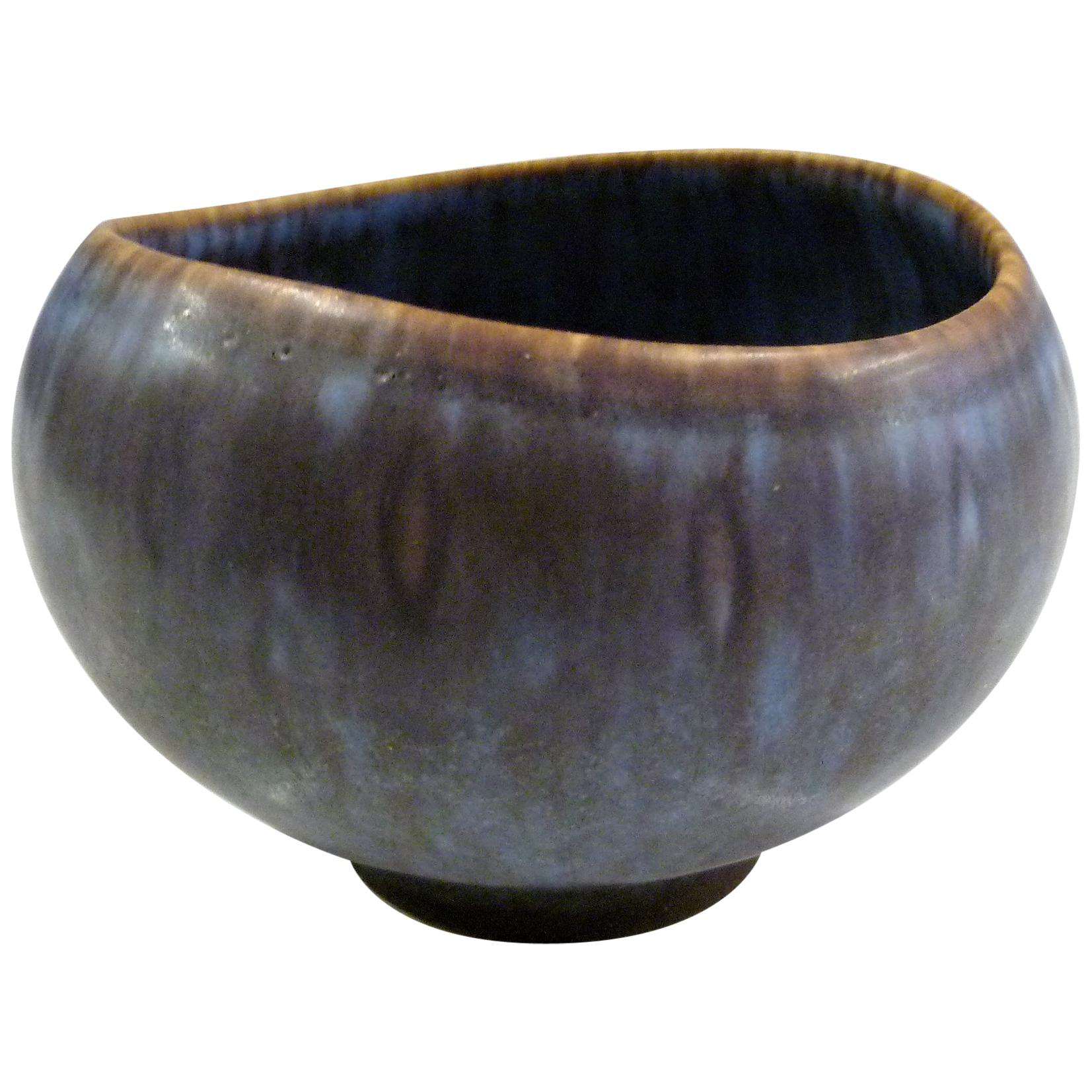 Gunnar Nylund Swedish Modern Bowl for Rorstrand, Sweden, 1950s