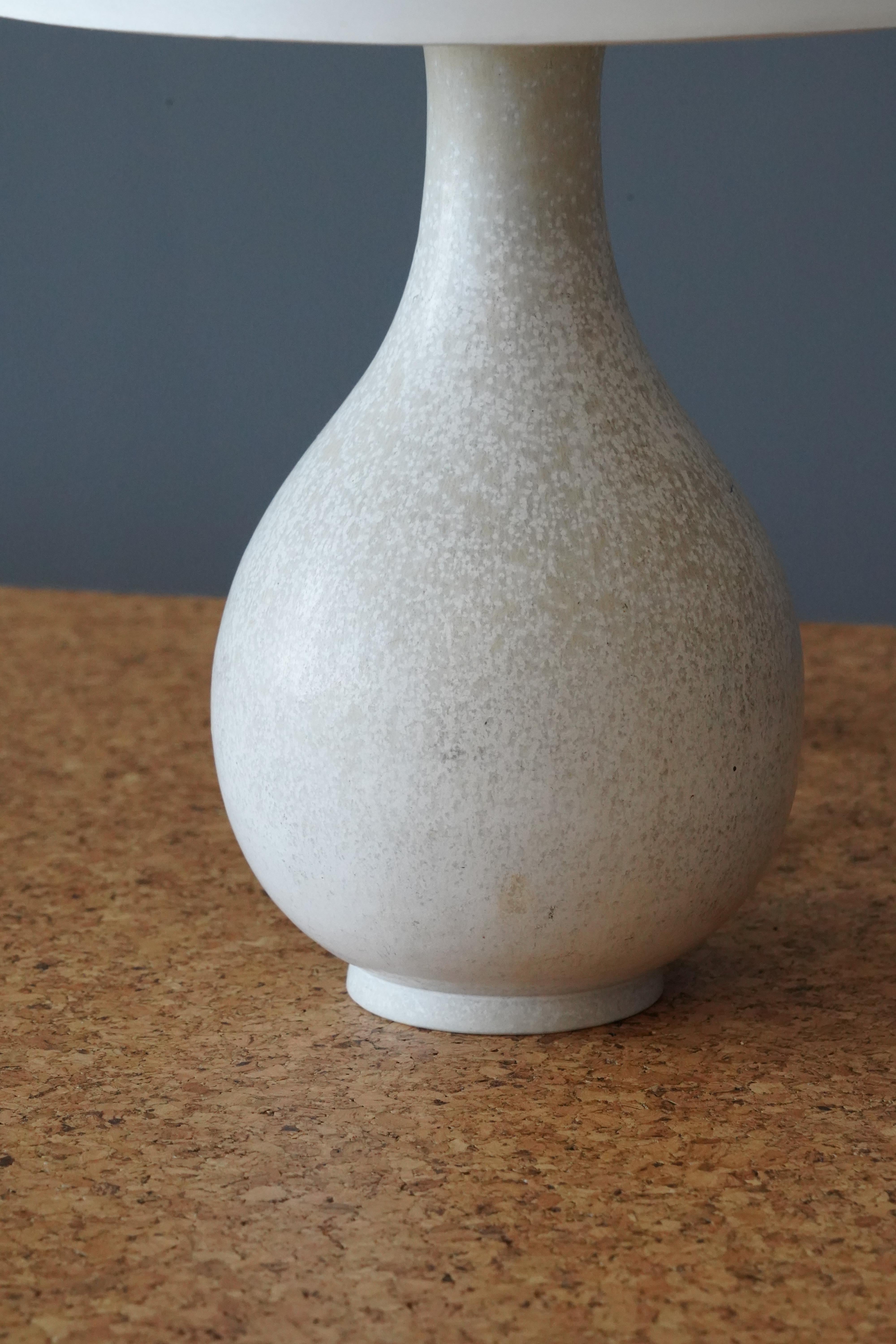 European Gunnar Nylund, Table Lamp, White Glazed Stoneware, Fabric, Rörstand Sweden 1950s