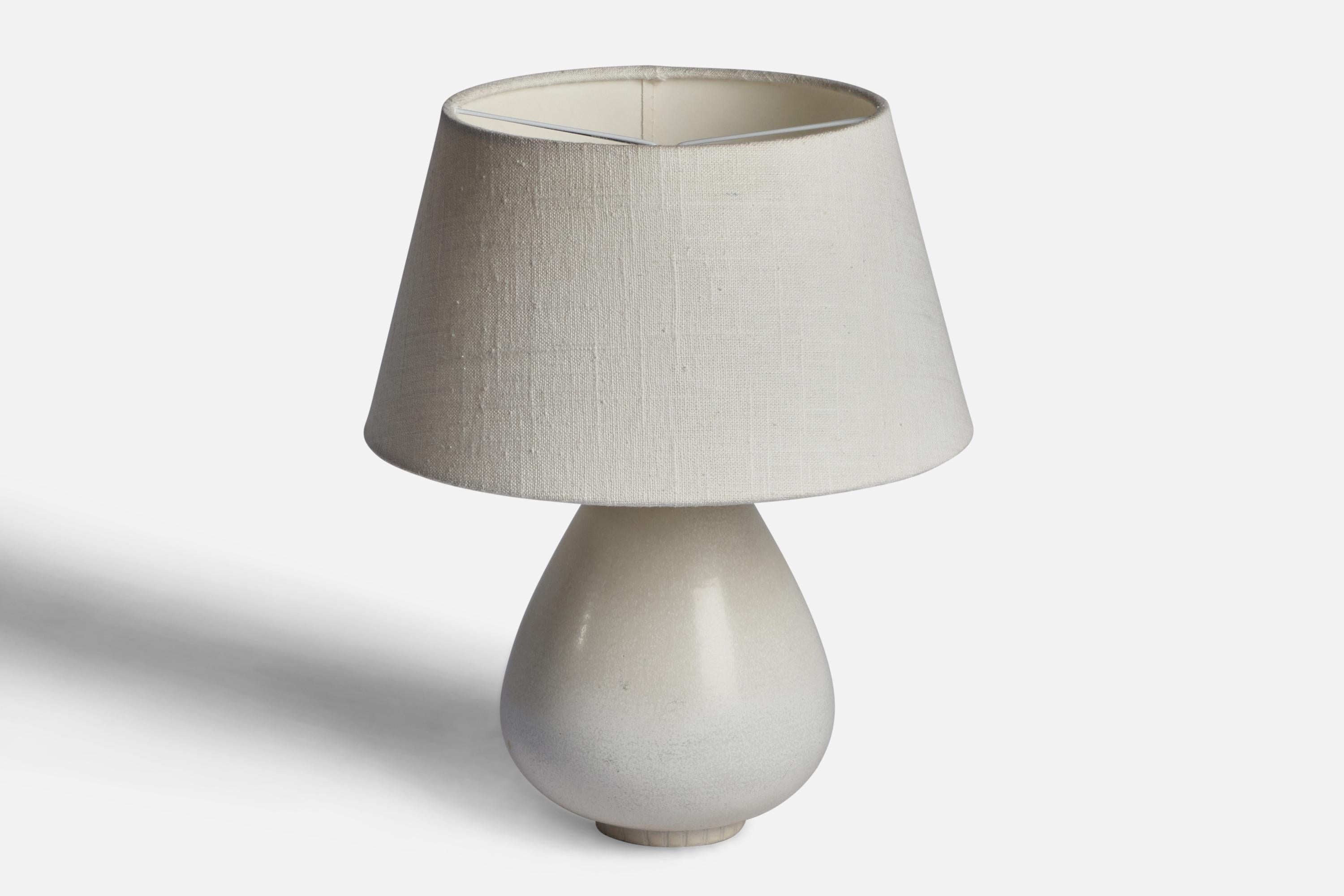 Scandinavian Modern Gunnar Nylund, Table Lamp, Stoneware, Sweden, 1940s For Sale