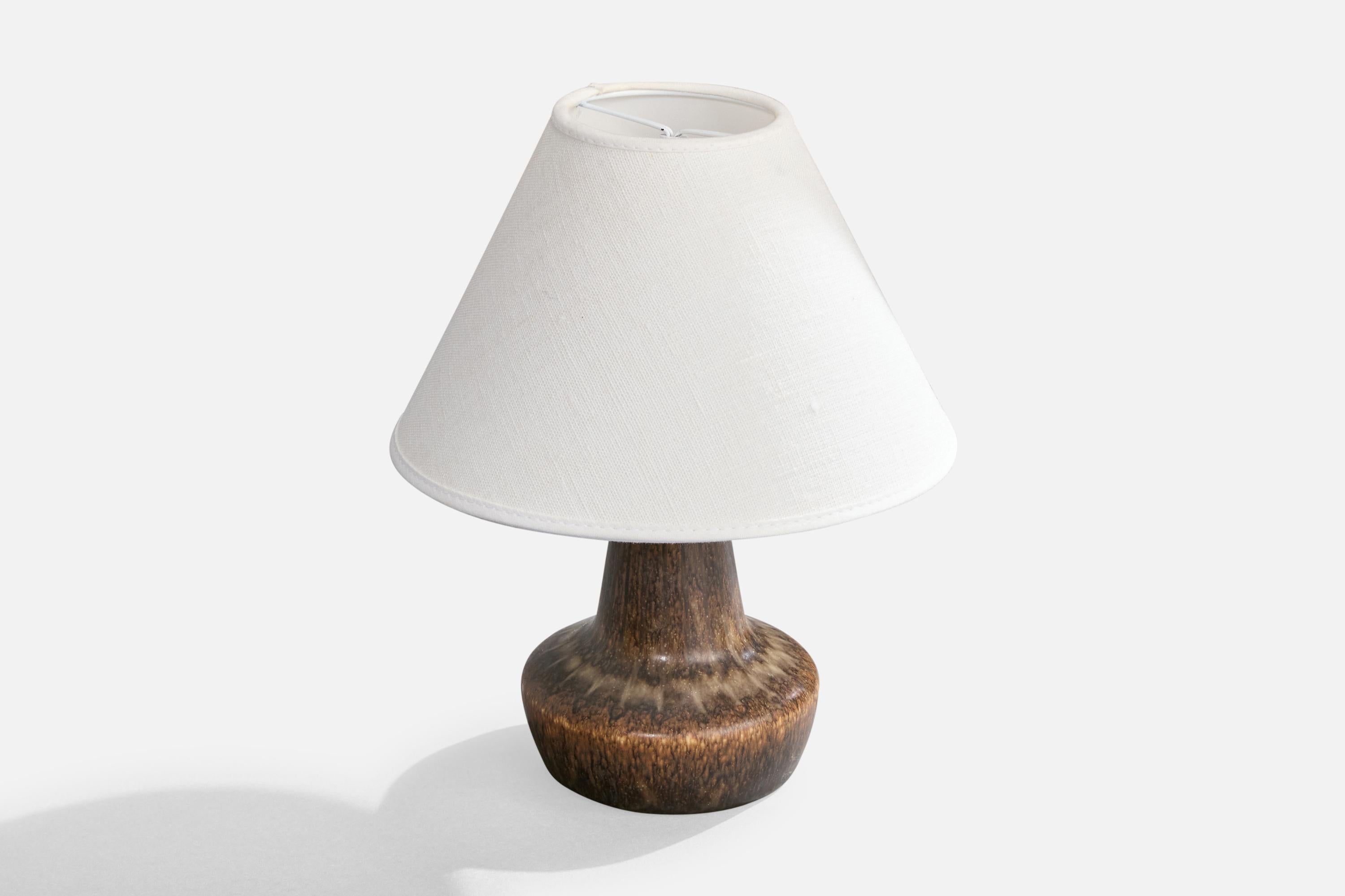 Scandinave moderne Gunnar Nylund, Lampe de Table, Grès, Suède, Années 1940 en vente