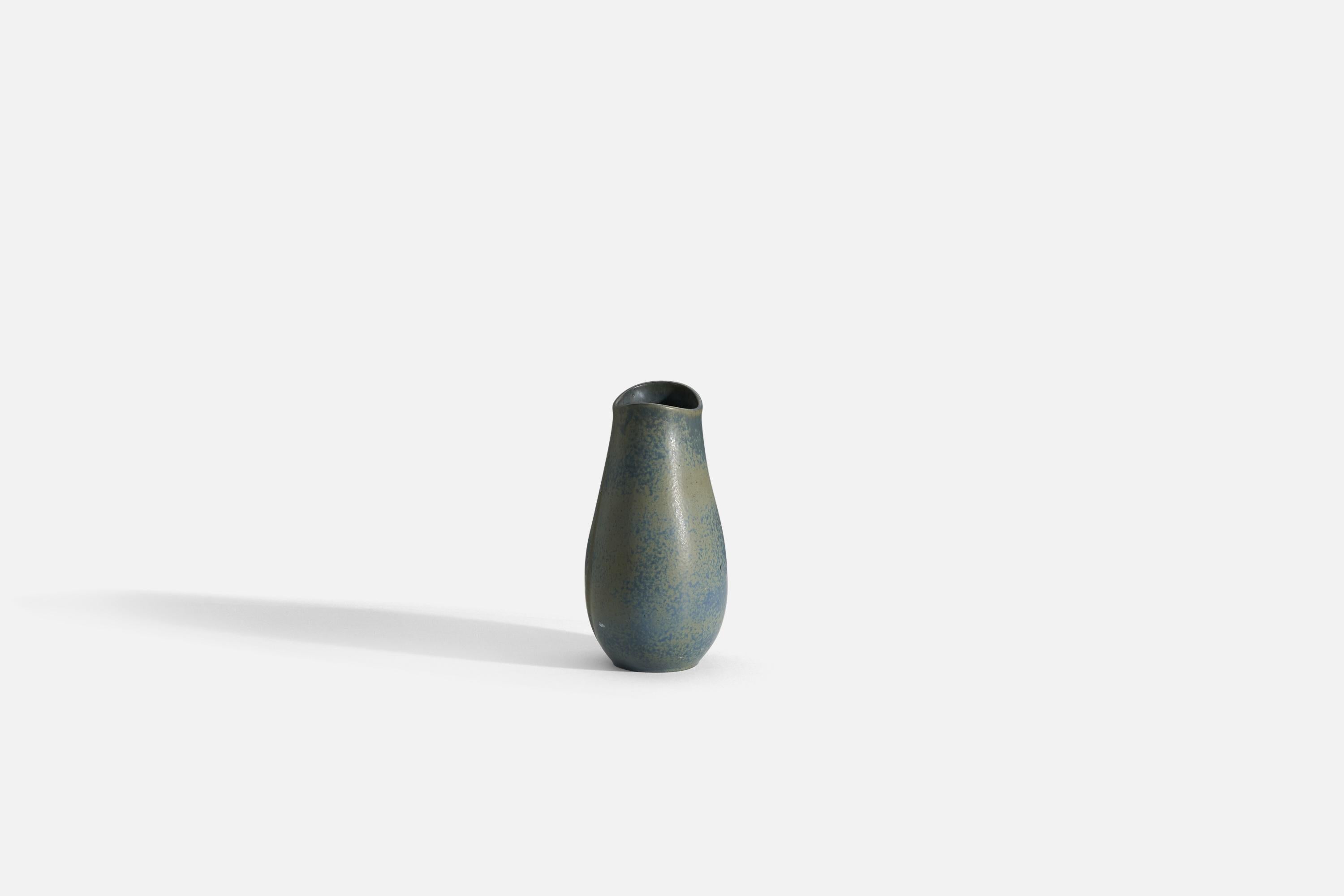 Suédois Gunnar Nylund, Vase, grès bleu-émaillé, Rrstand, Suède, années 1940 en vente