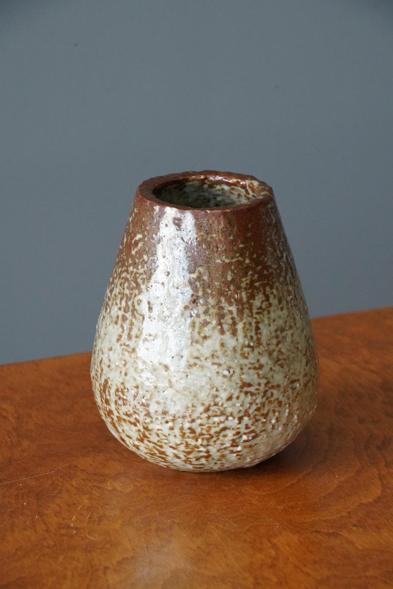 European Gunnar Nylund, Vase, Brown Glazed Firesand, Rörstand, Sweden, 1950s For Sale