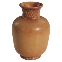 Gunnar Nylund, Vase, Brown Glazed Incised Stoneware, Rörstand, Sweden, 1950s