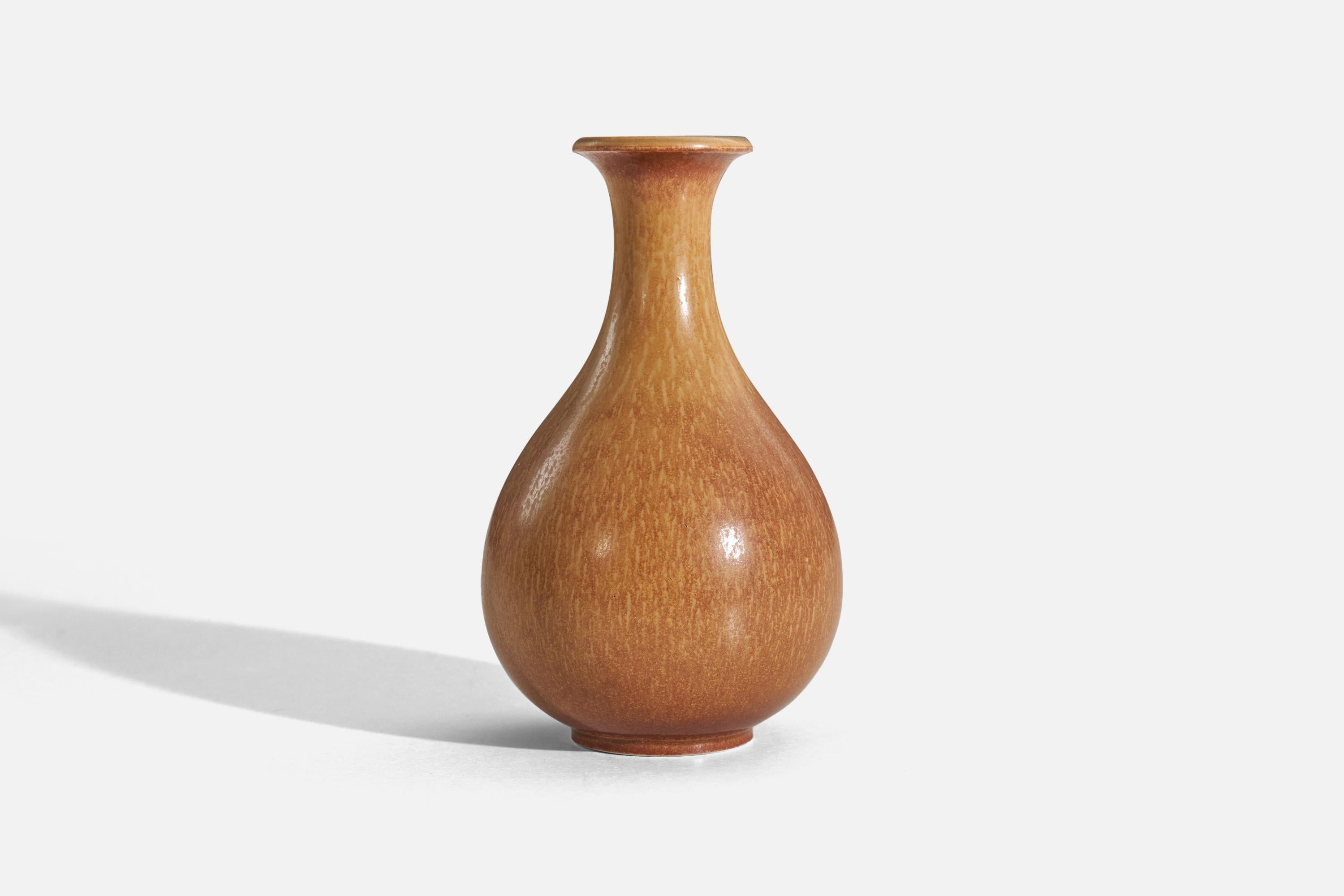 European Gunnar Nylund, Vase, Brown-Glazed Stoneware, Rörstand, Sweden, 1940s For Sale