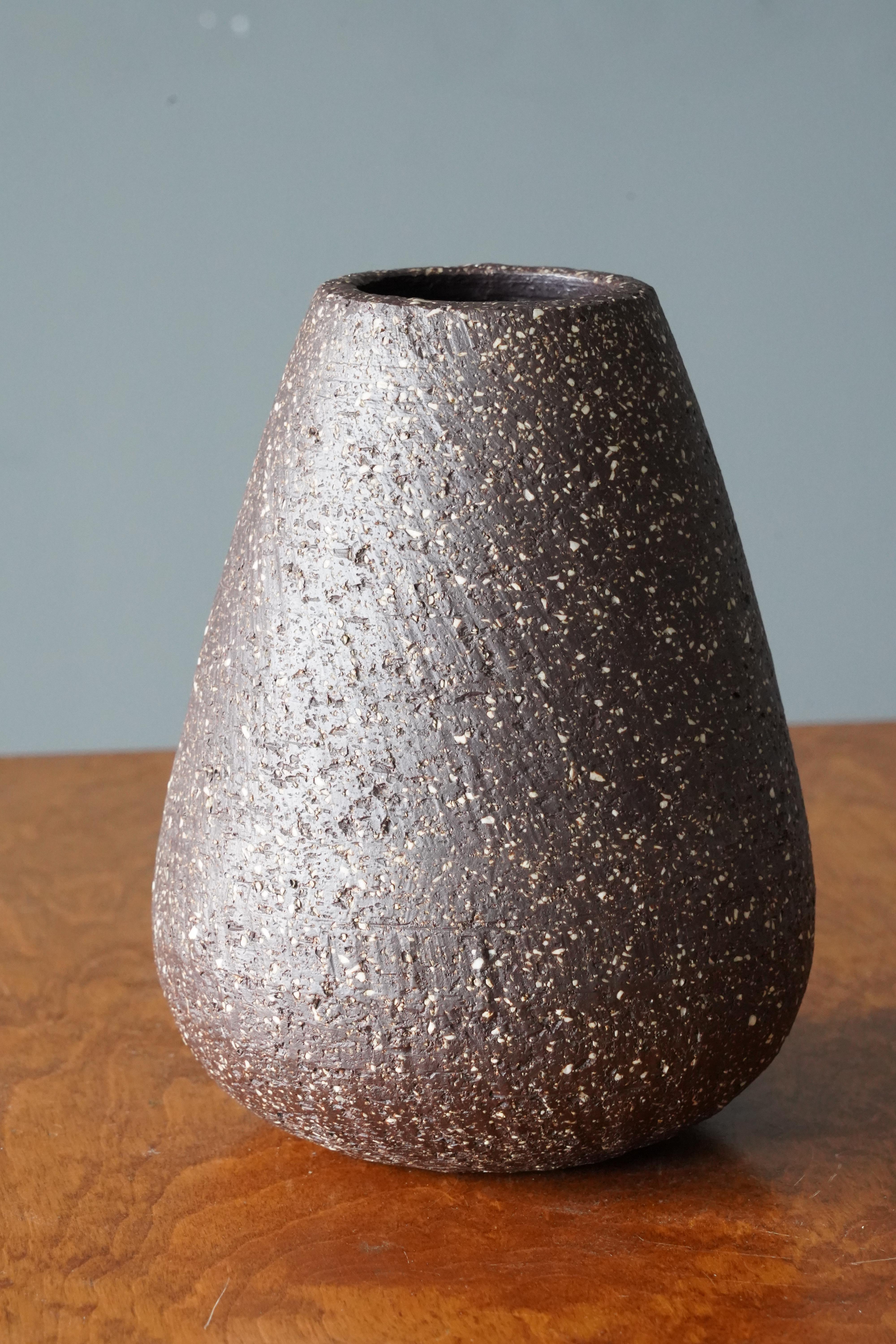 Mid-Century Modern Gunnar Nylund, Vase, Brown Painted Firesand, Rörstand, , Sweden, 1950s