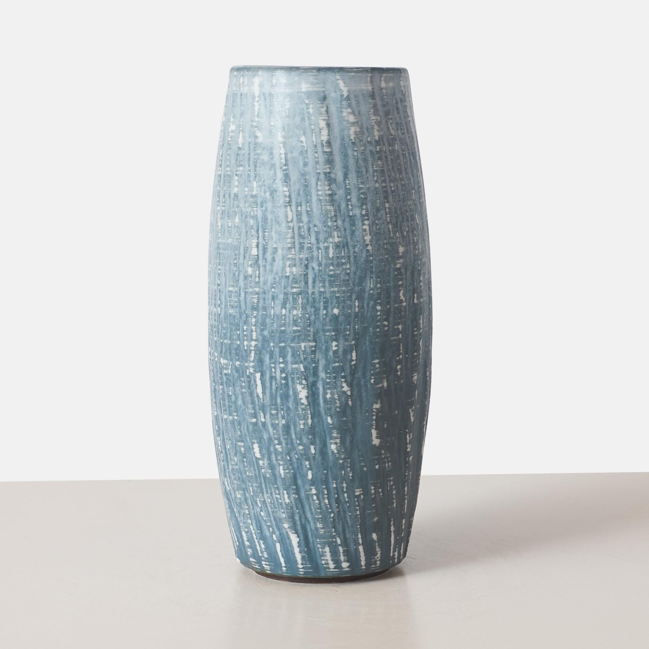 Moderne Grand vase de la série Rebus de Gunnar Nylund en vente