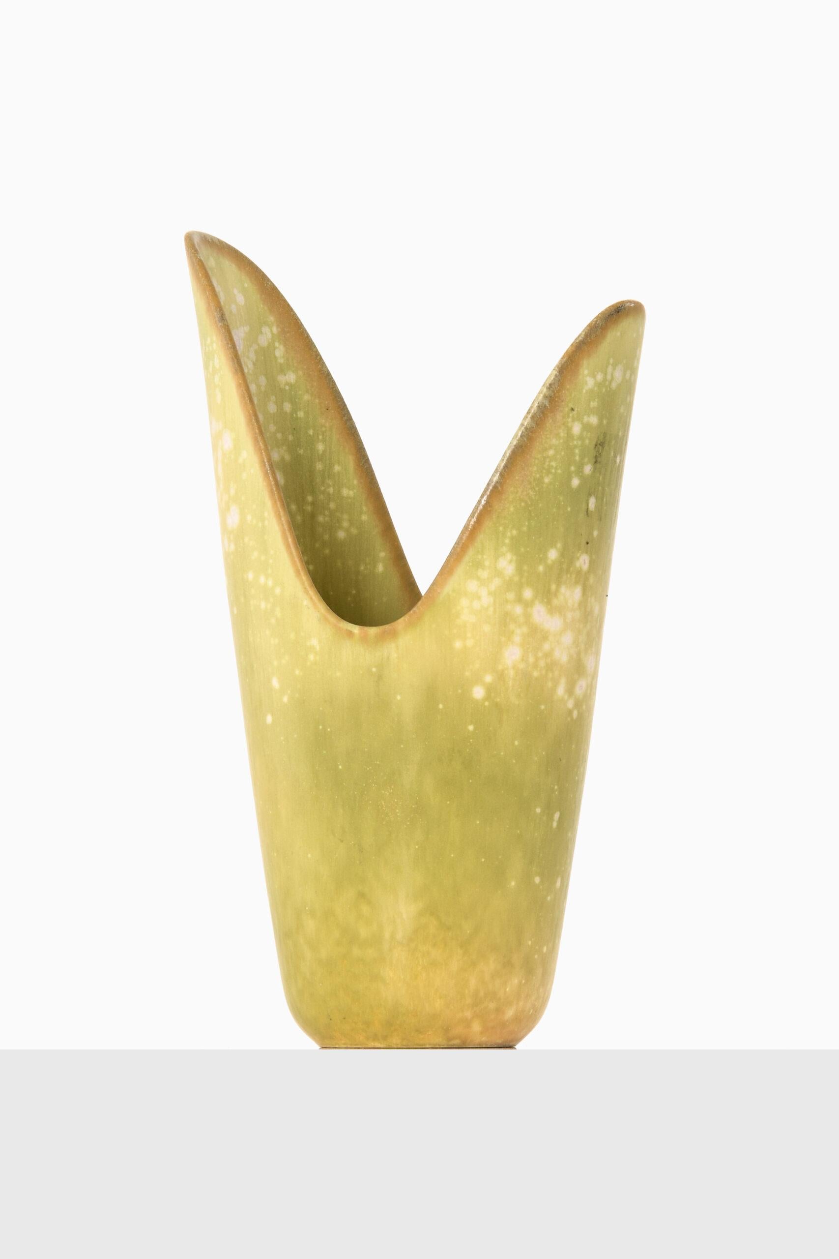 Ceramic vase model ARZ designed by Gunnar Nylund. Produced by Rörstrand in Sweden.